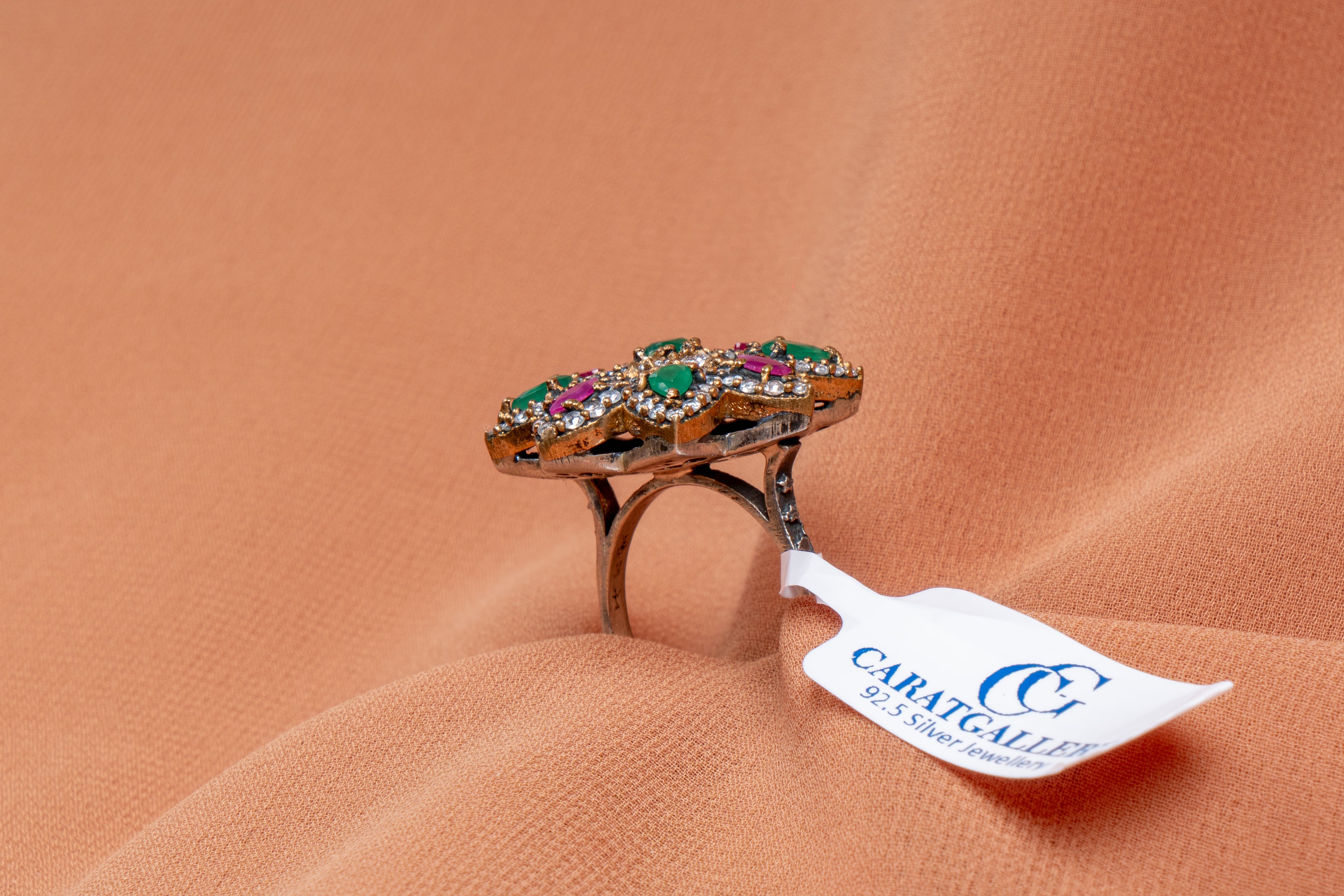 Esmara Antique Emerald & Ruby Star Ring