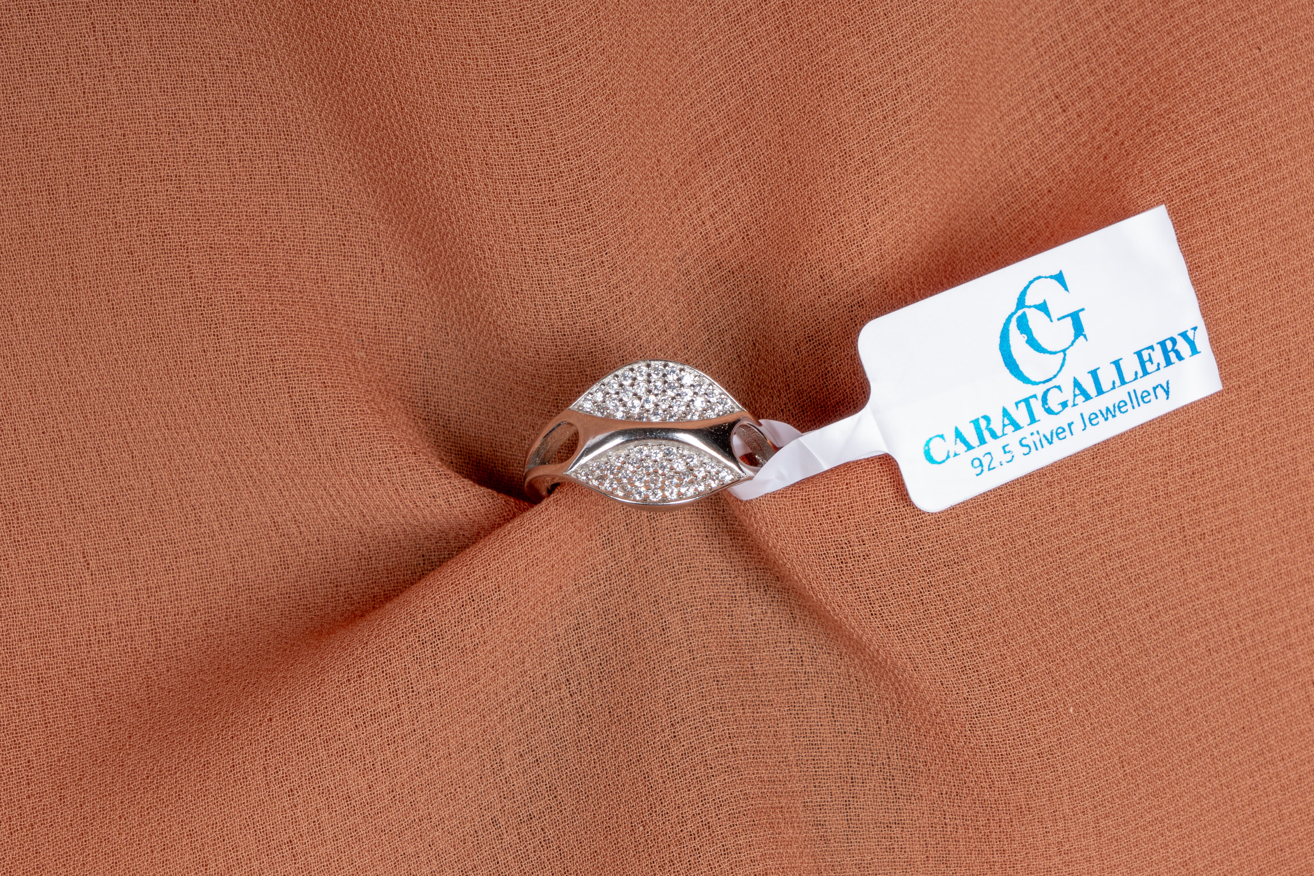 Liv Twin Leaf Crystal Ring