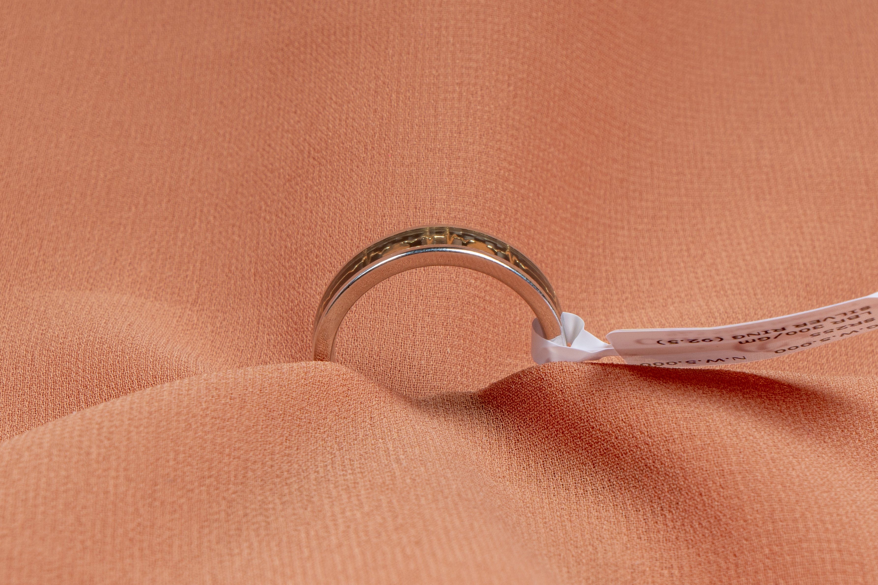 Pulsar Heartbeat Carbon Silver Band Ring