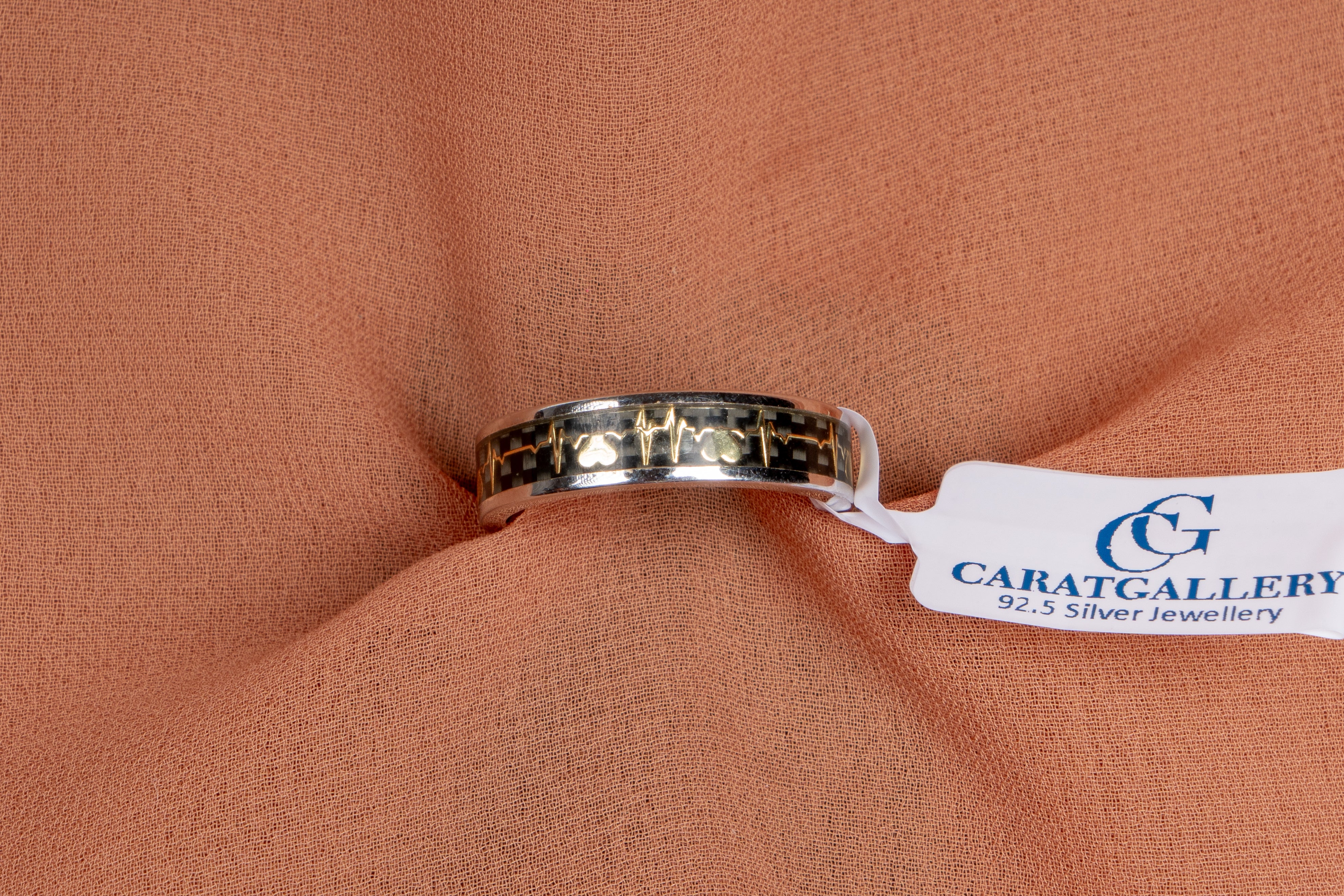 Pulsar Heartbeat Carbon Silver Band Ring