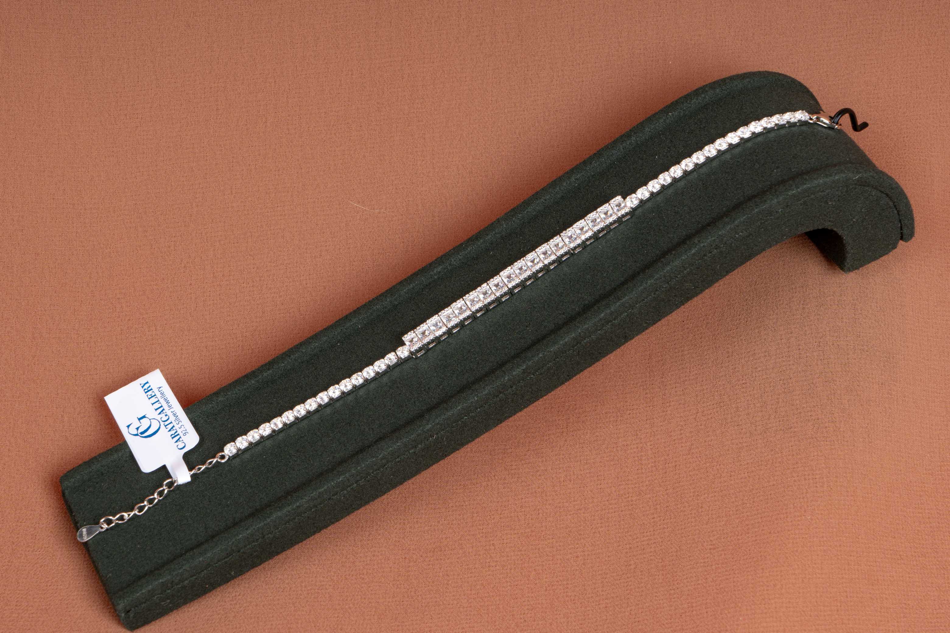 Celestia Linear Crystal Bracelet