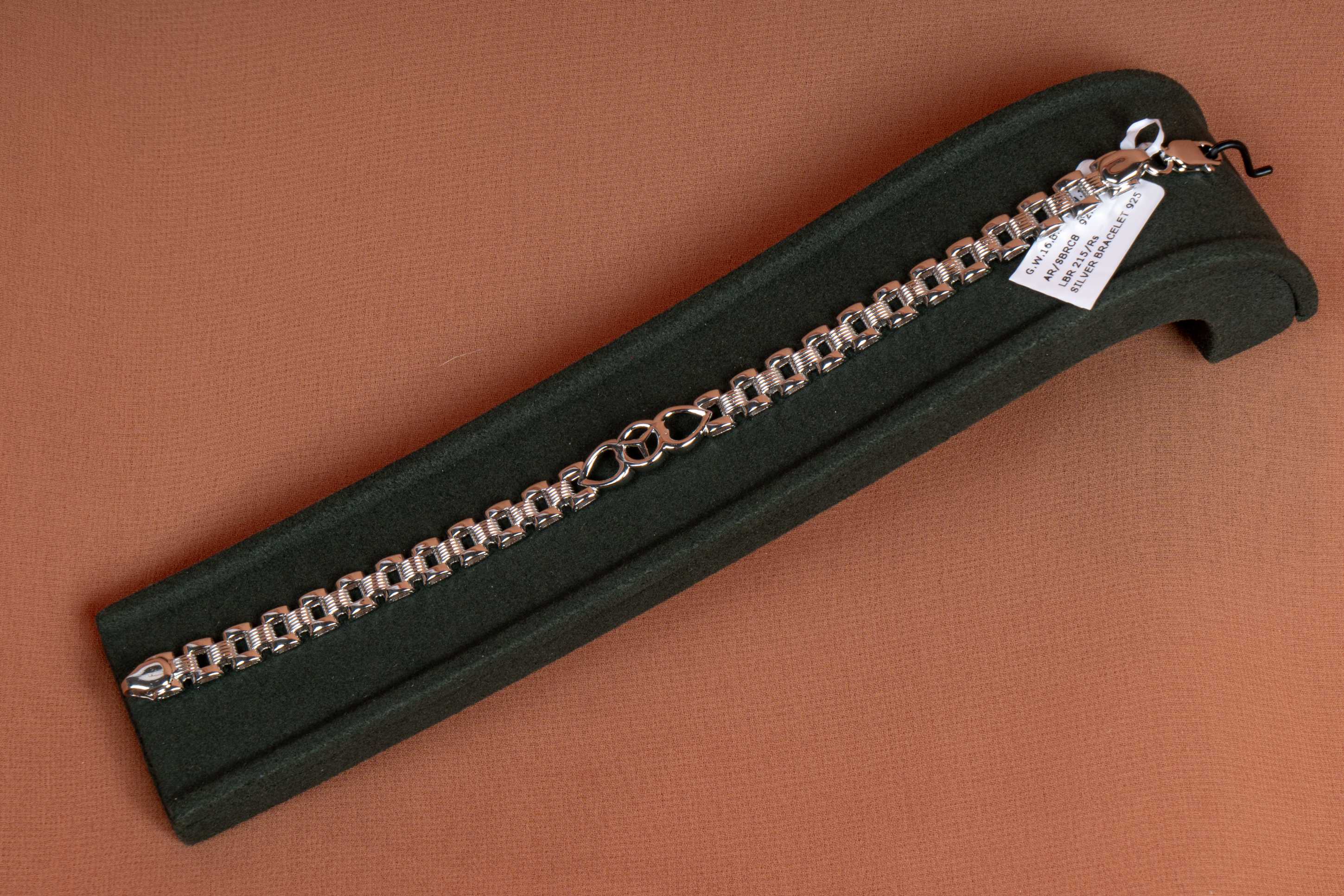Caelis Infinity Link Bracelet
