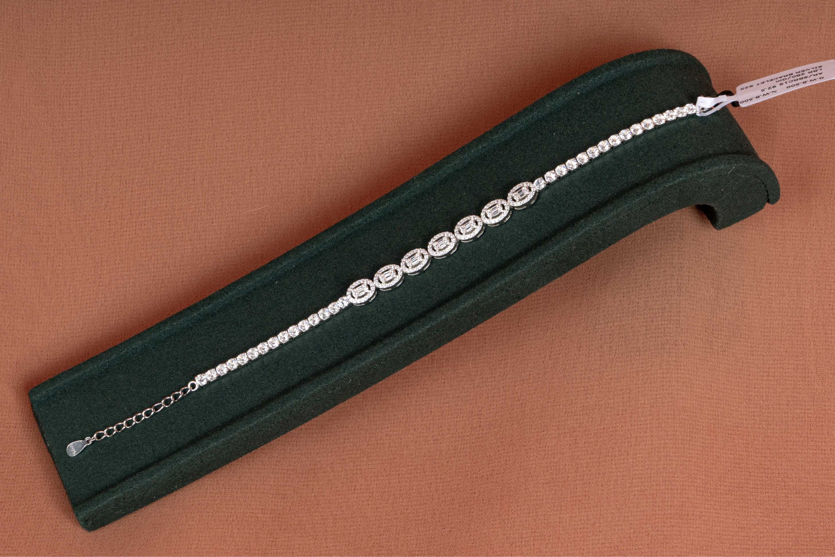 Orlena Halo Crystal Bracelet