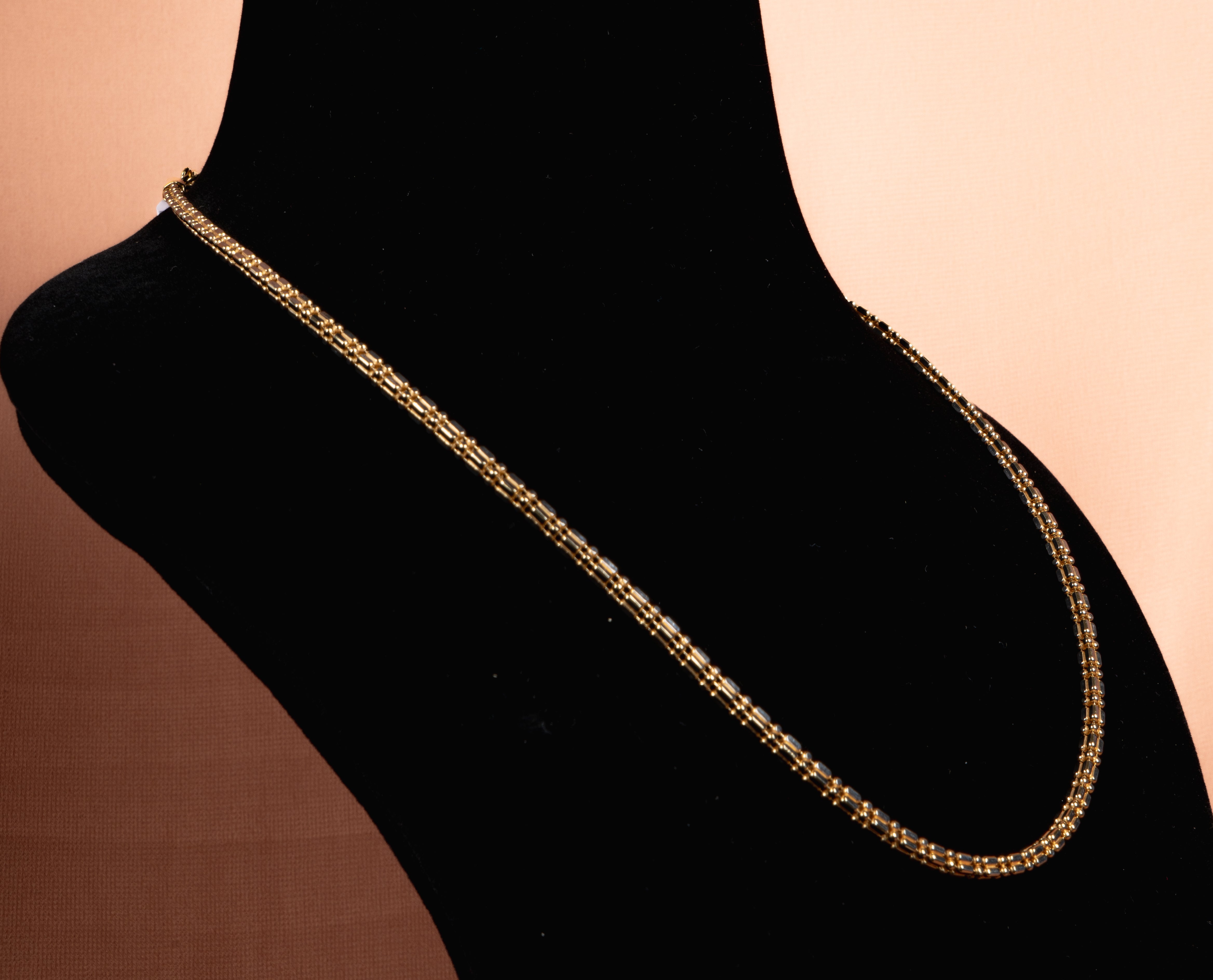 Calanthe Two-Tone Panel Chain