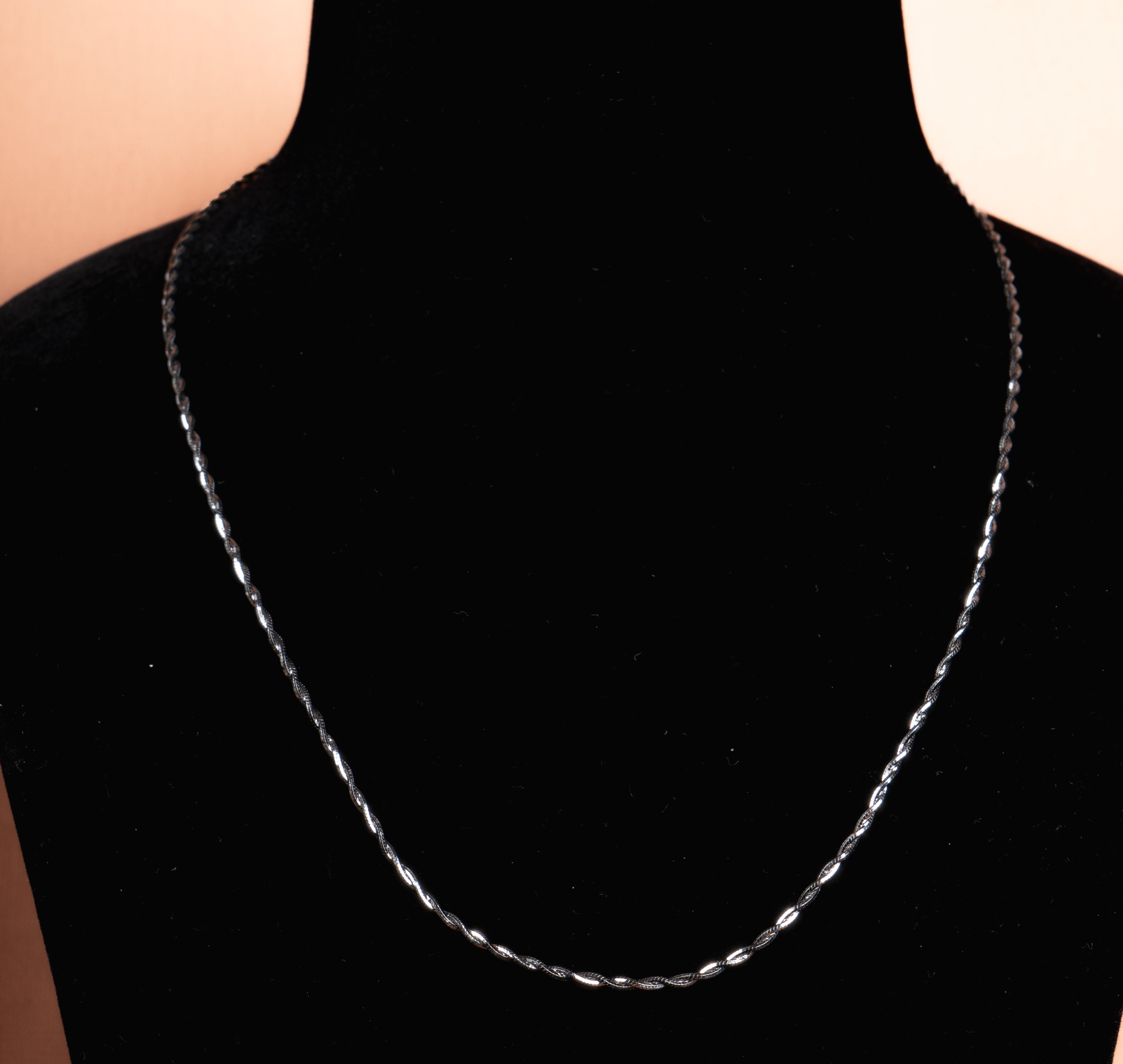 Marisol Twisted Serpentine Chain