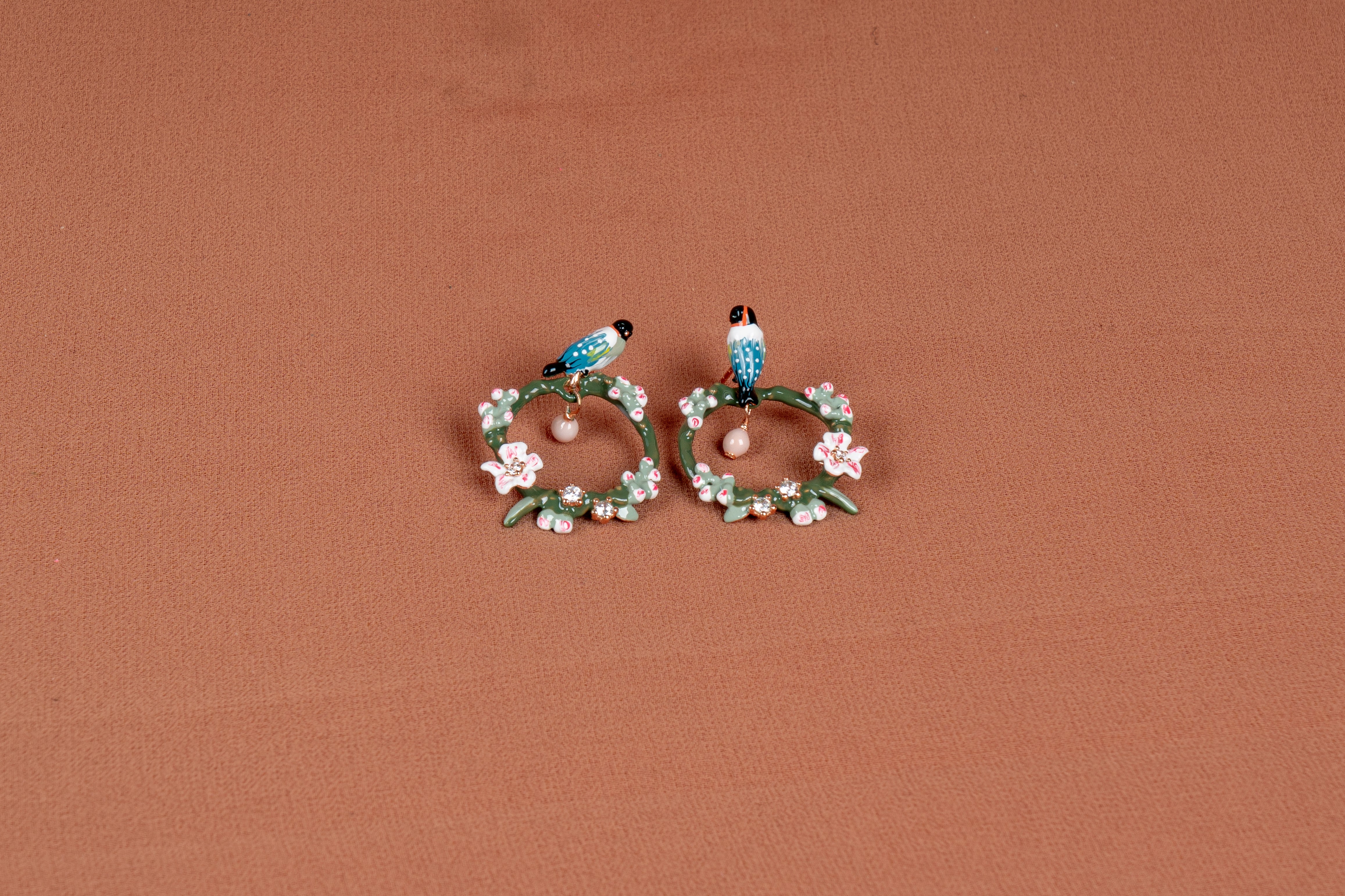 Aviora Blossom Wreath Necklace and Earrings Set