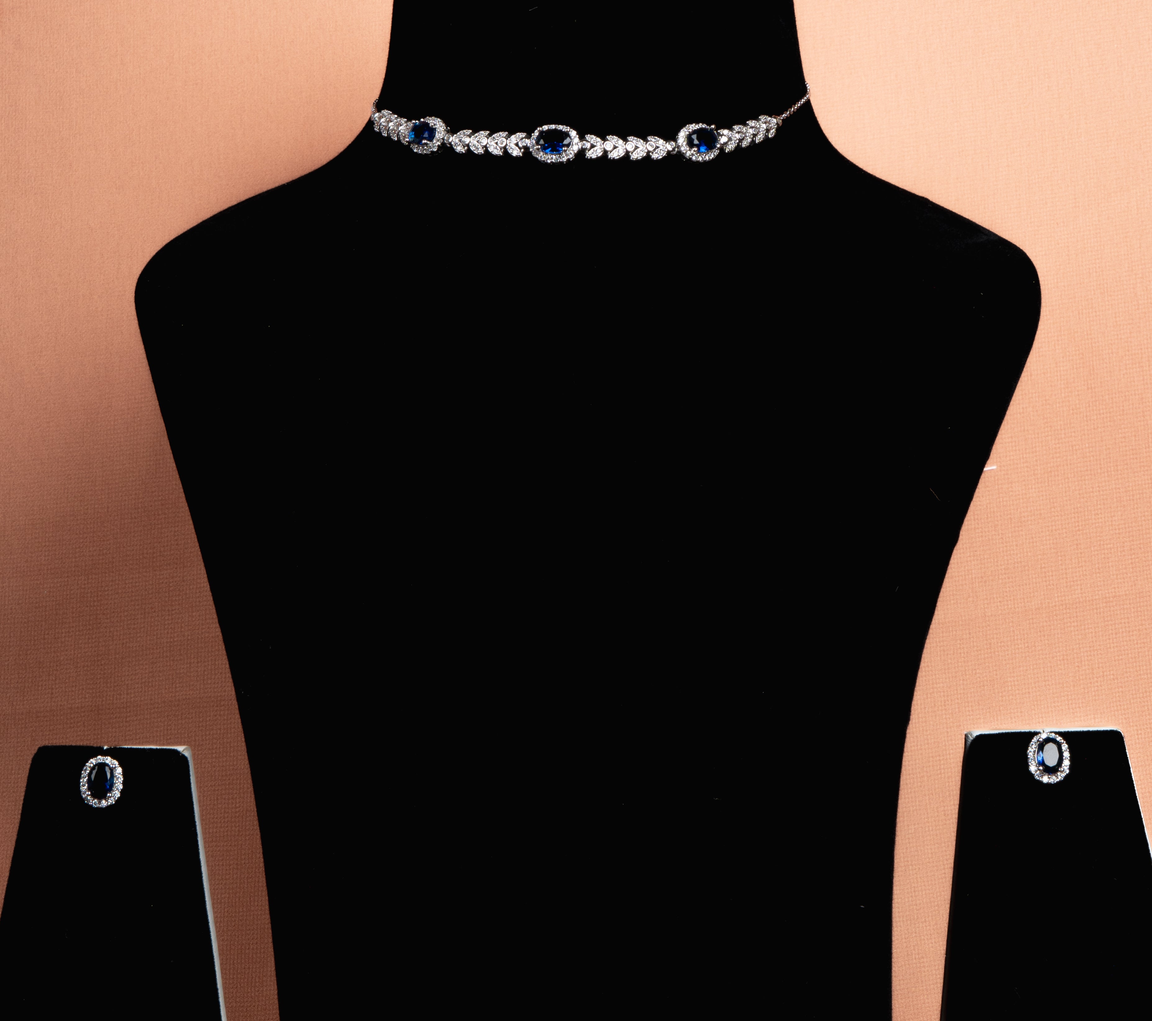 Norvelle Sapphire Choker and Stud Earrings Set