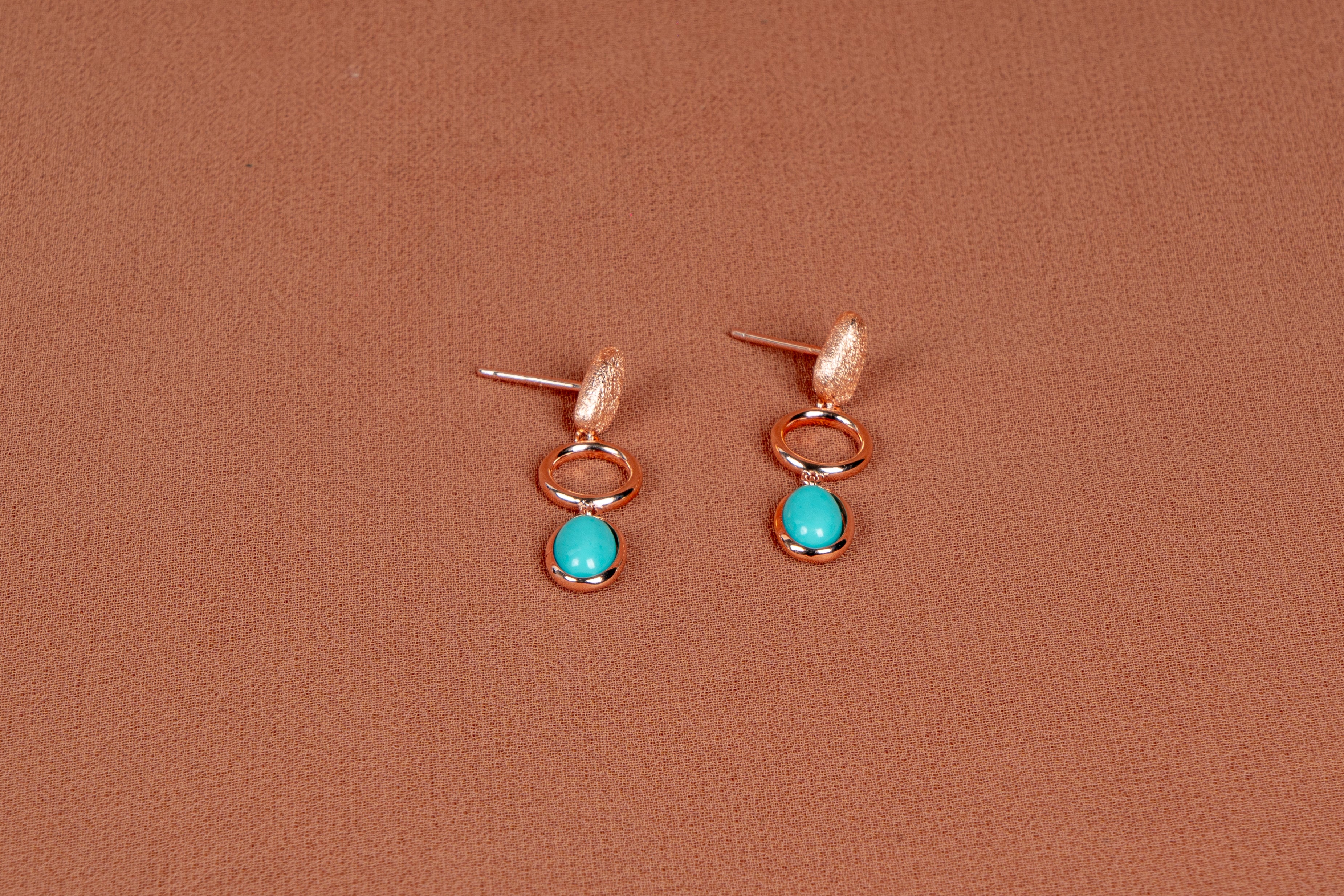 Virelia Modern Necklace and Drop Earrings Set