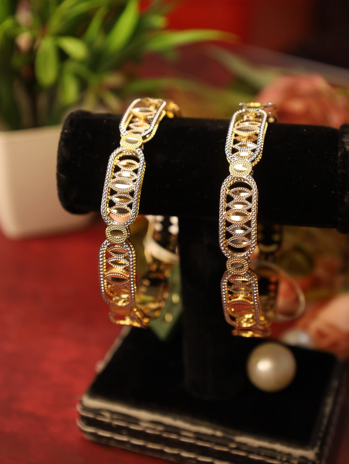 Vintage Dual-Tone Filigree Bangles
