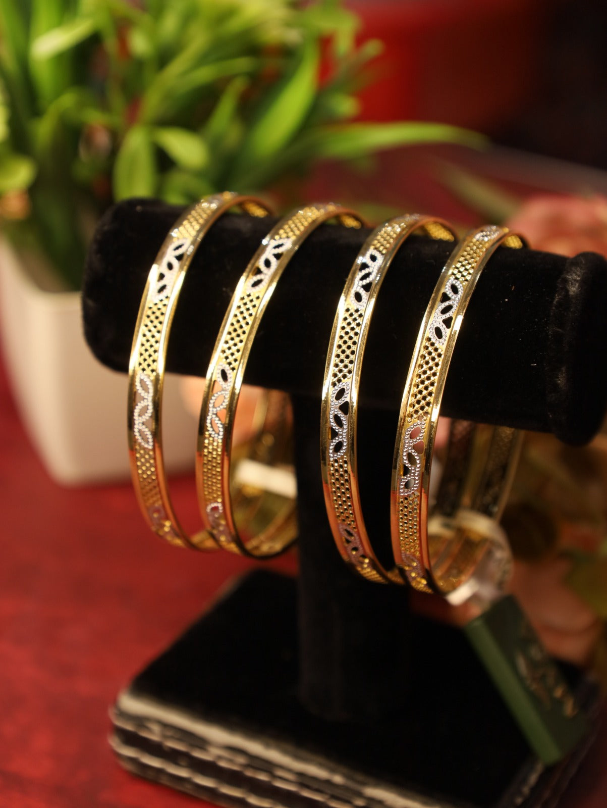 Royal Dual-Tone Heritage Bangles