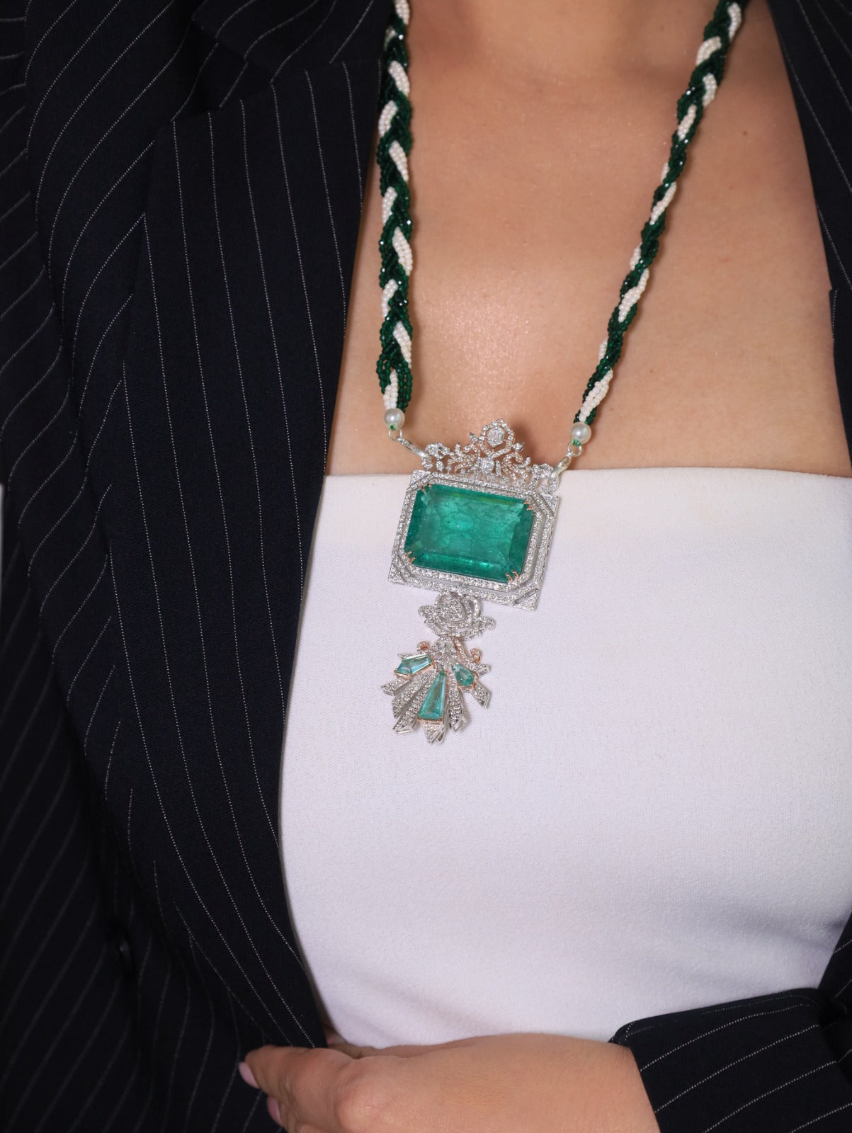 Royal Emerald Heritage Pendant Necklace