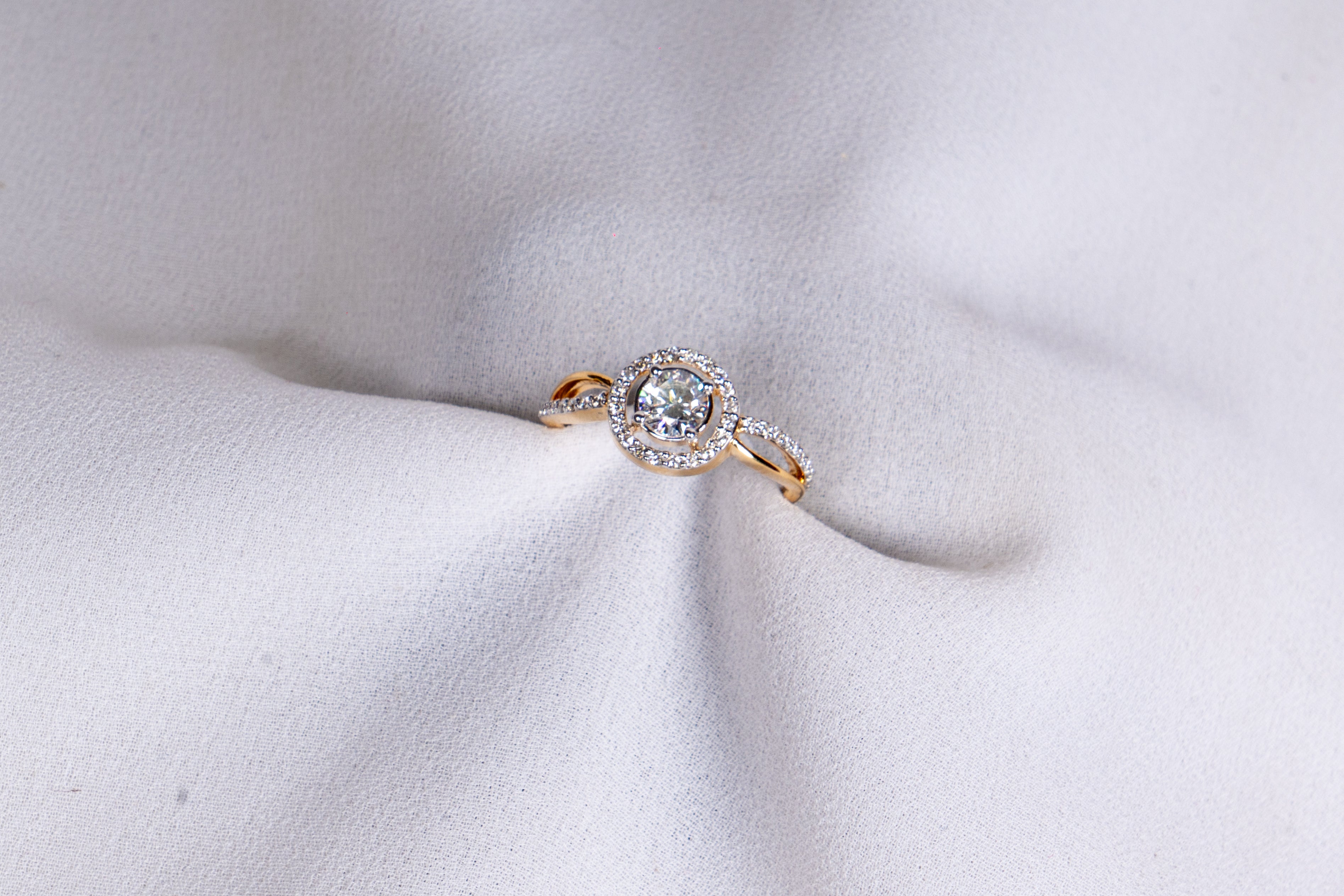 Elegant Spark Halo Ring