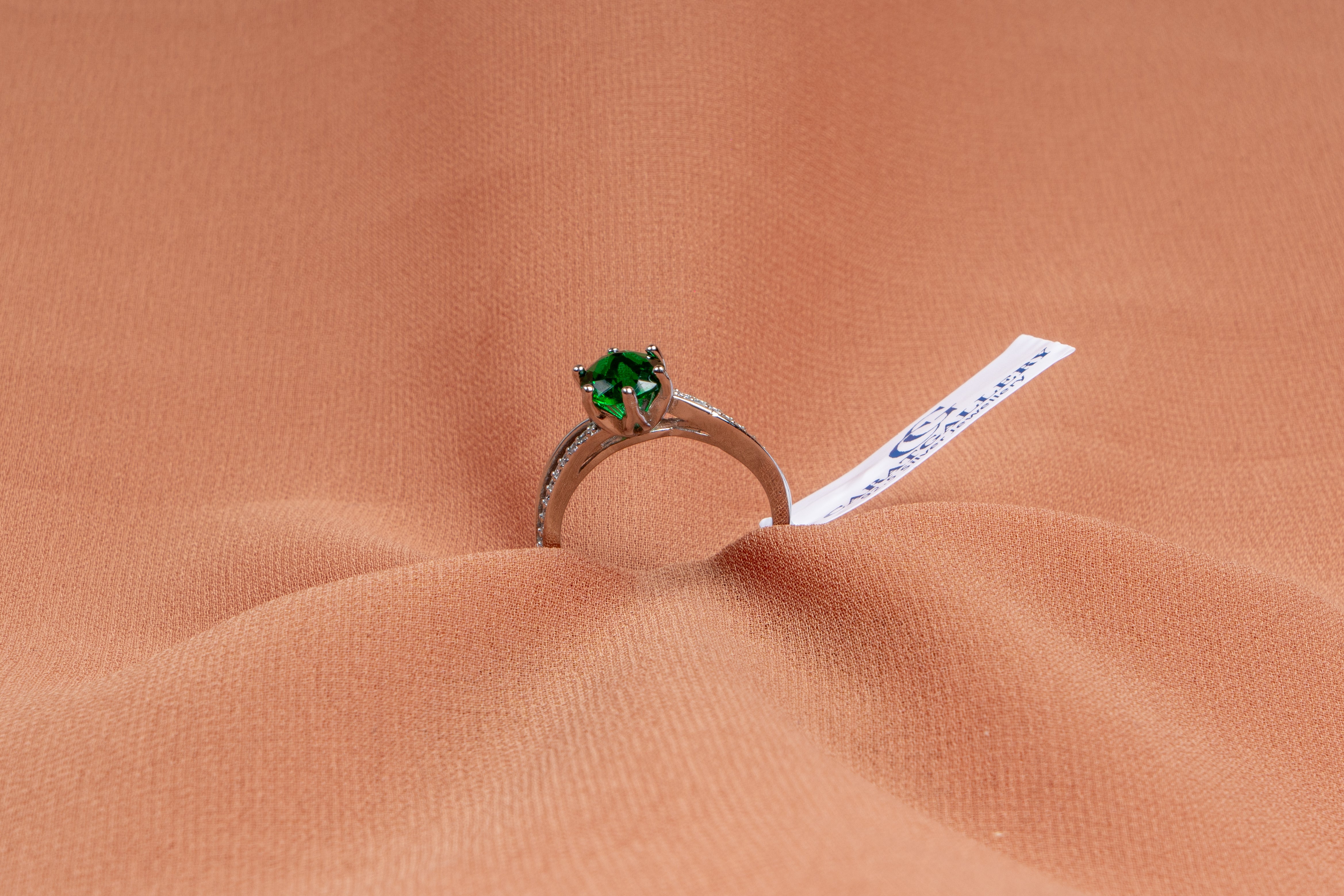 Verena Green Solitaire Twist Ring