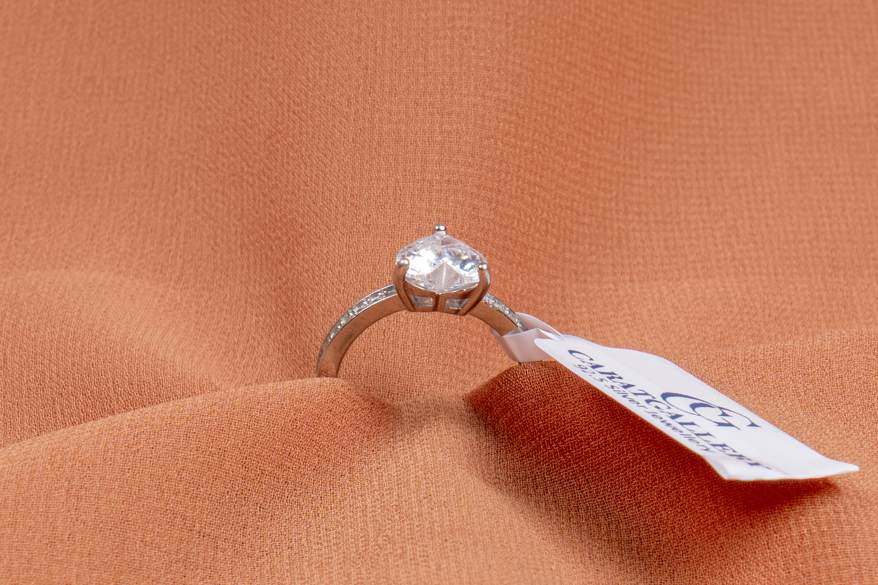 Amoura Heart Solitaire Ring