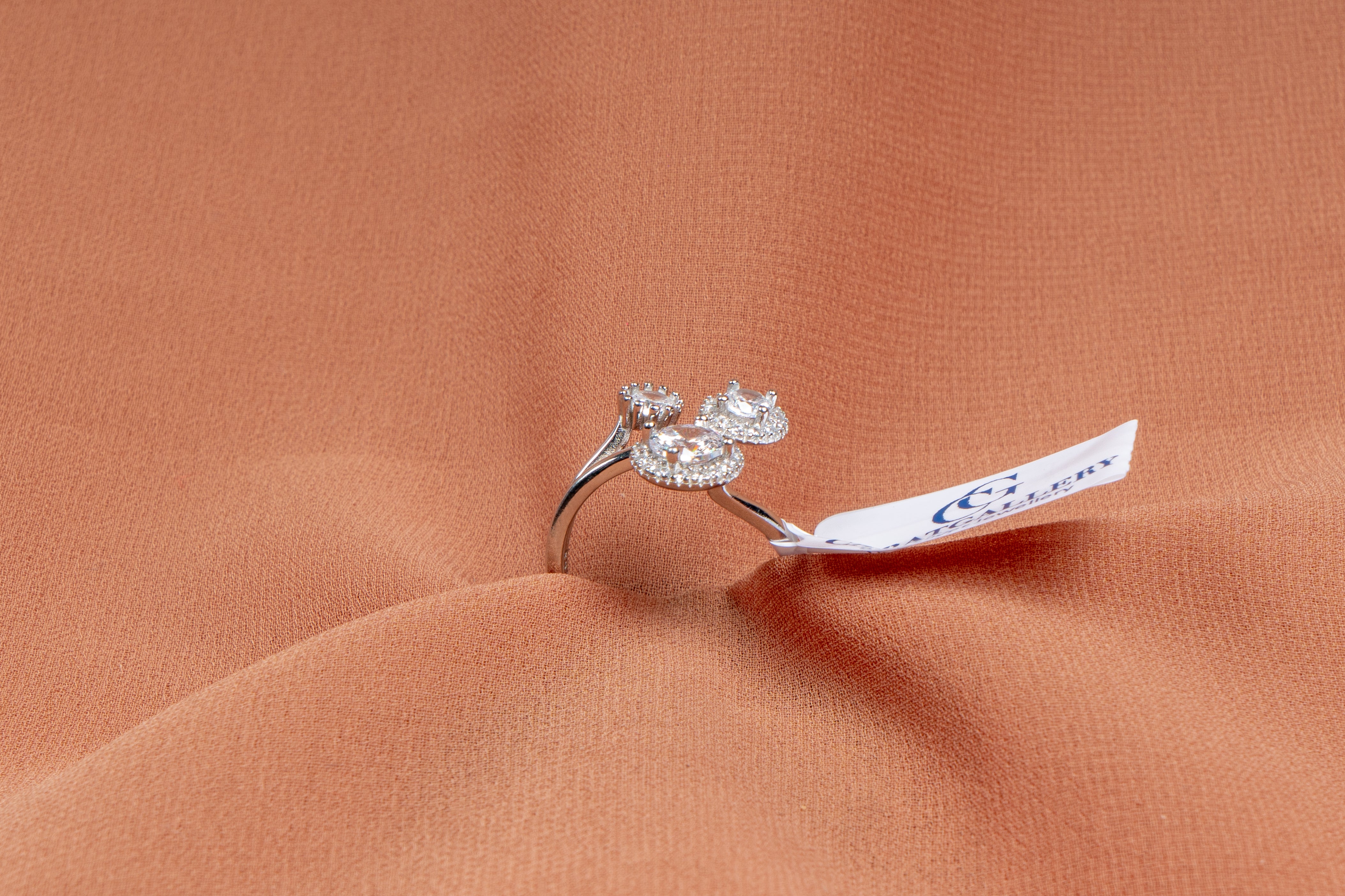 Marielle Trio Halo Spray Ring