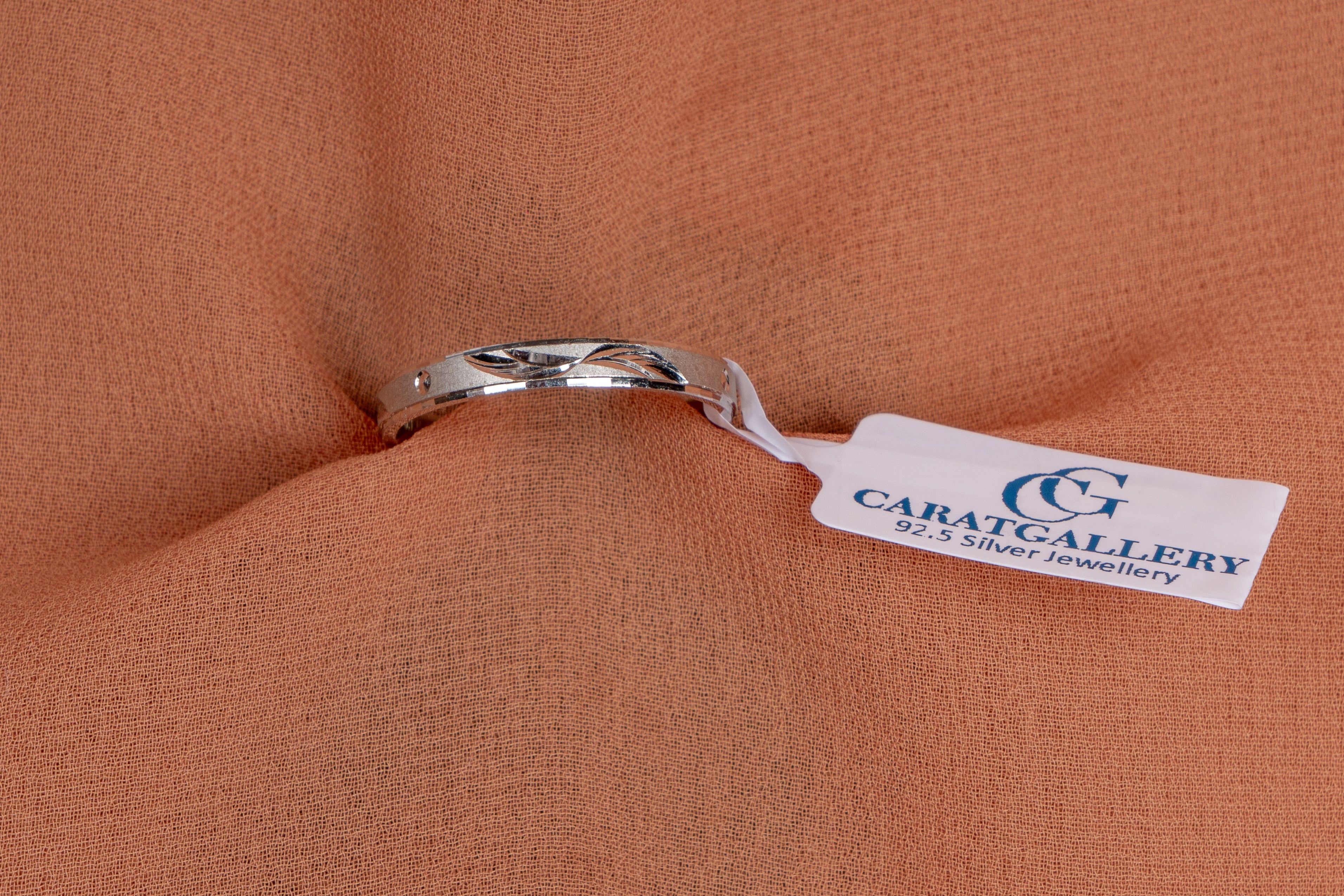 Liora Twist Band Ring