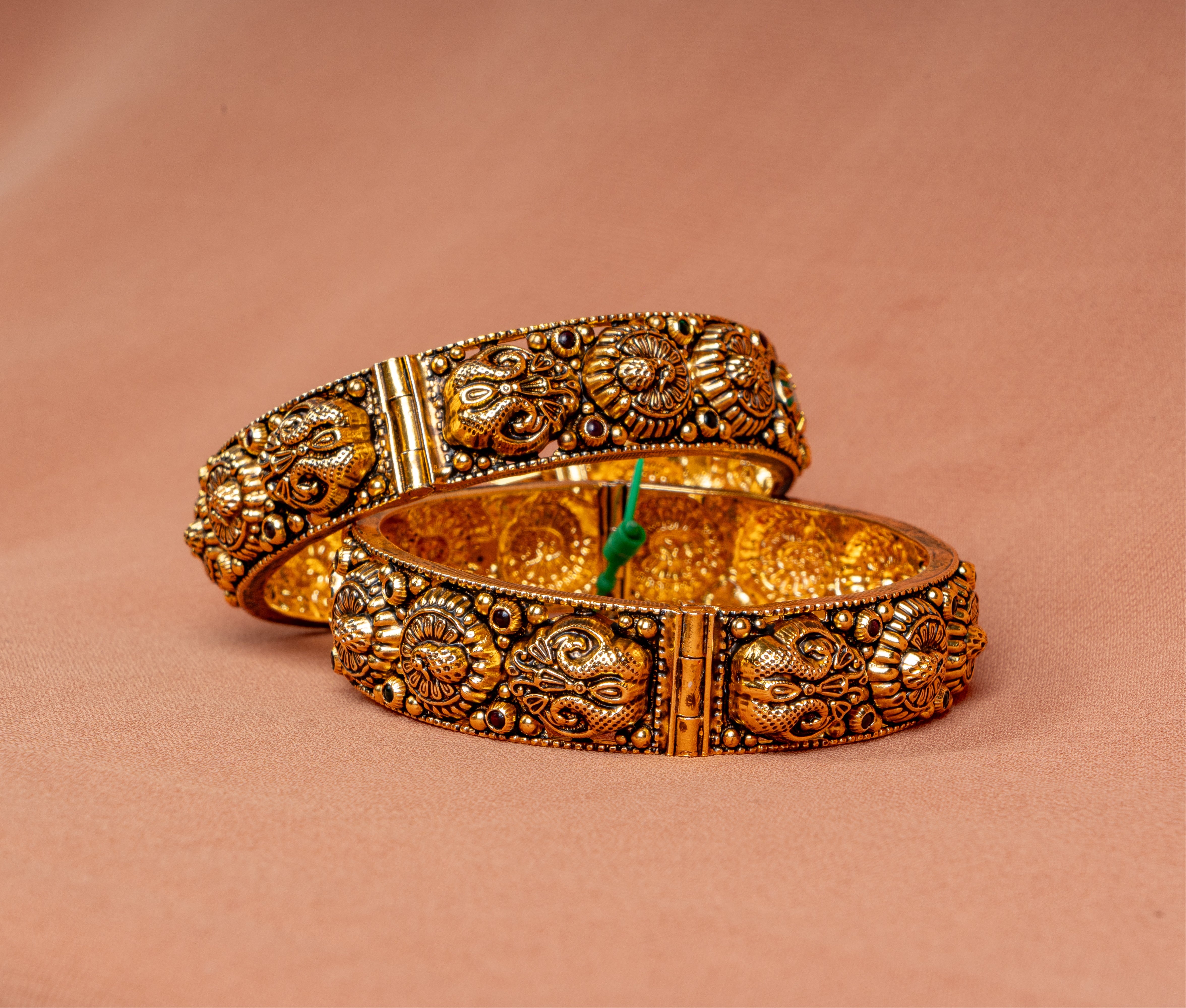 Aurevina Heritage Antique Bangle Set
