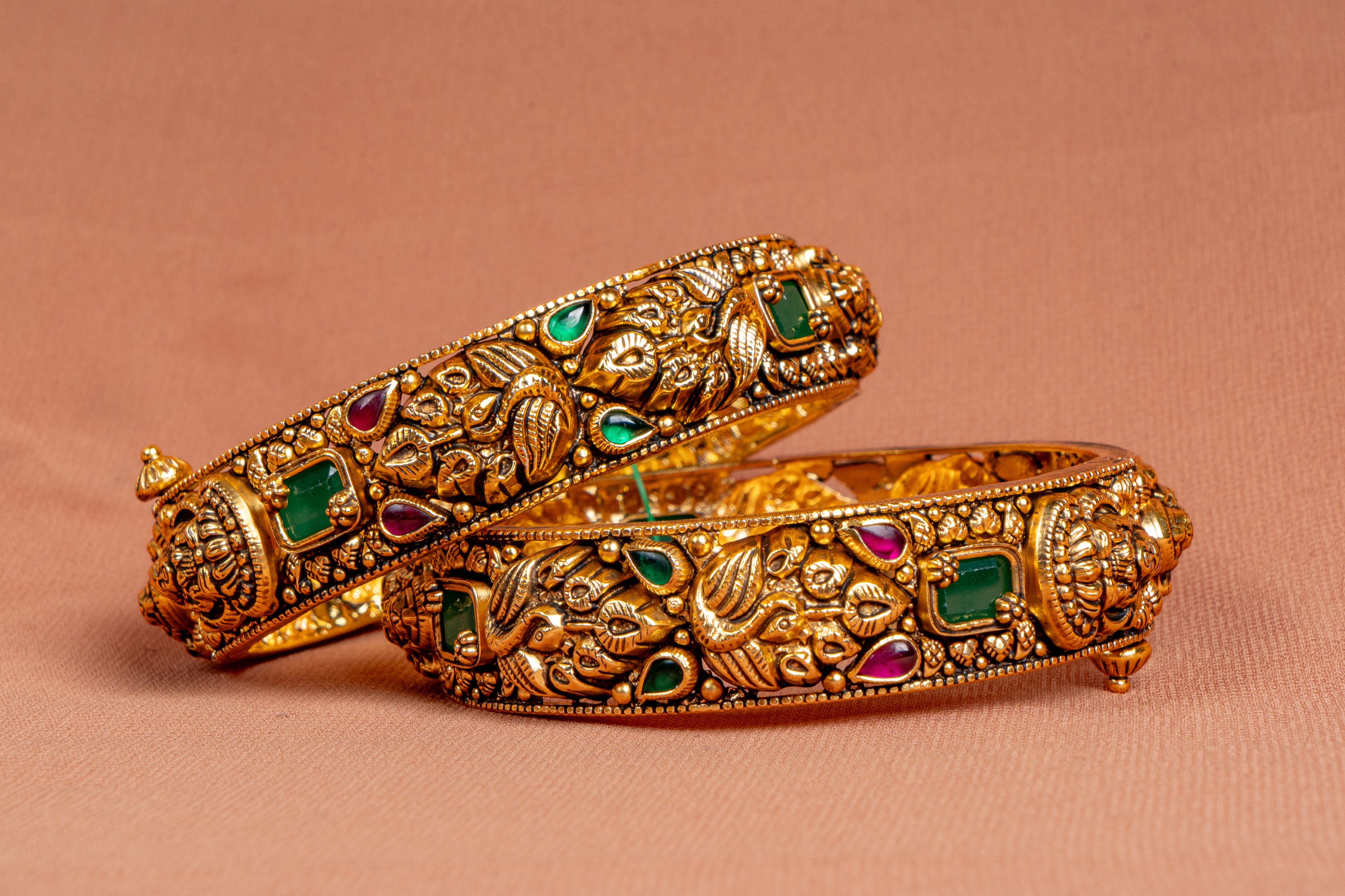 Aurevina Heritage Bangle Set