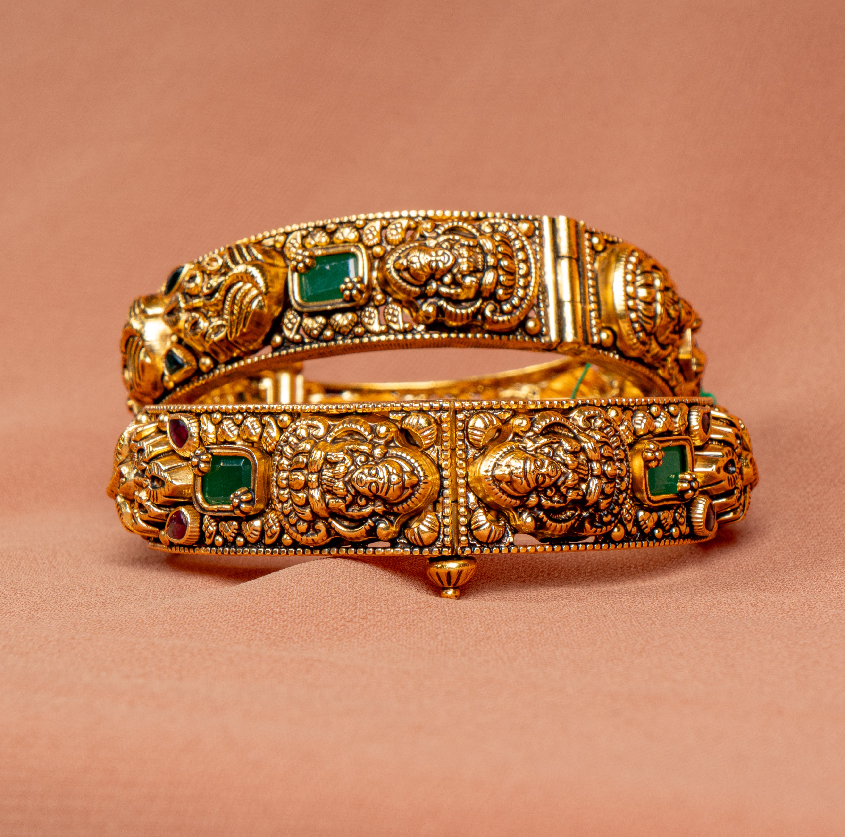 Aurevina Heritage Bangle Set
