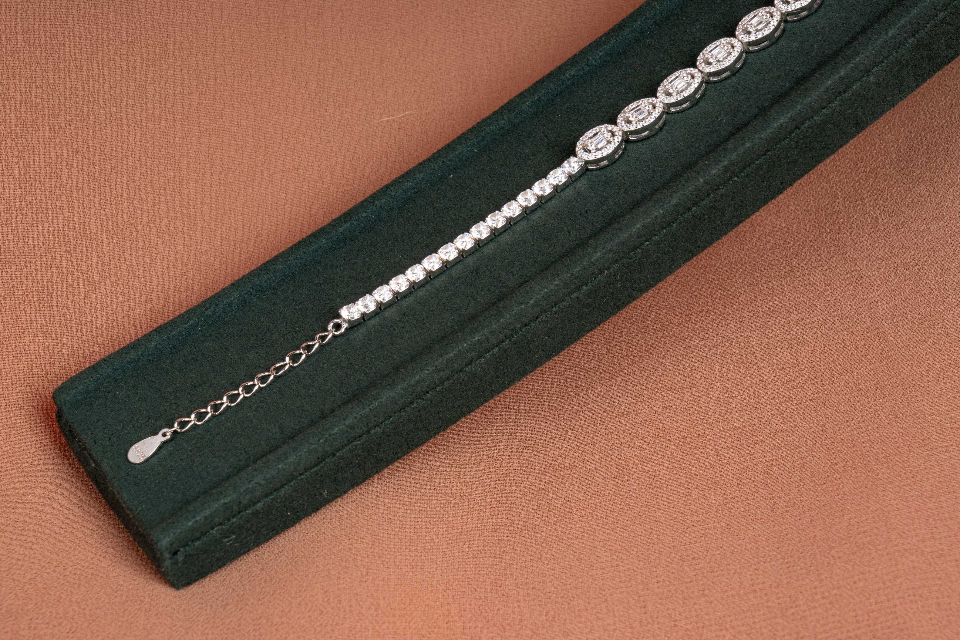 Orlena Halo Crystal Bracelet