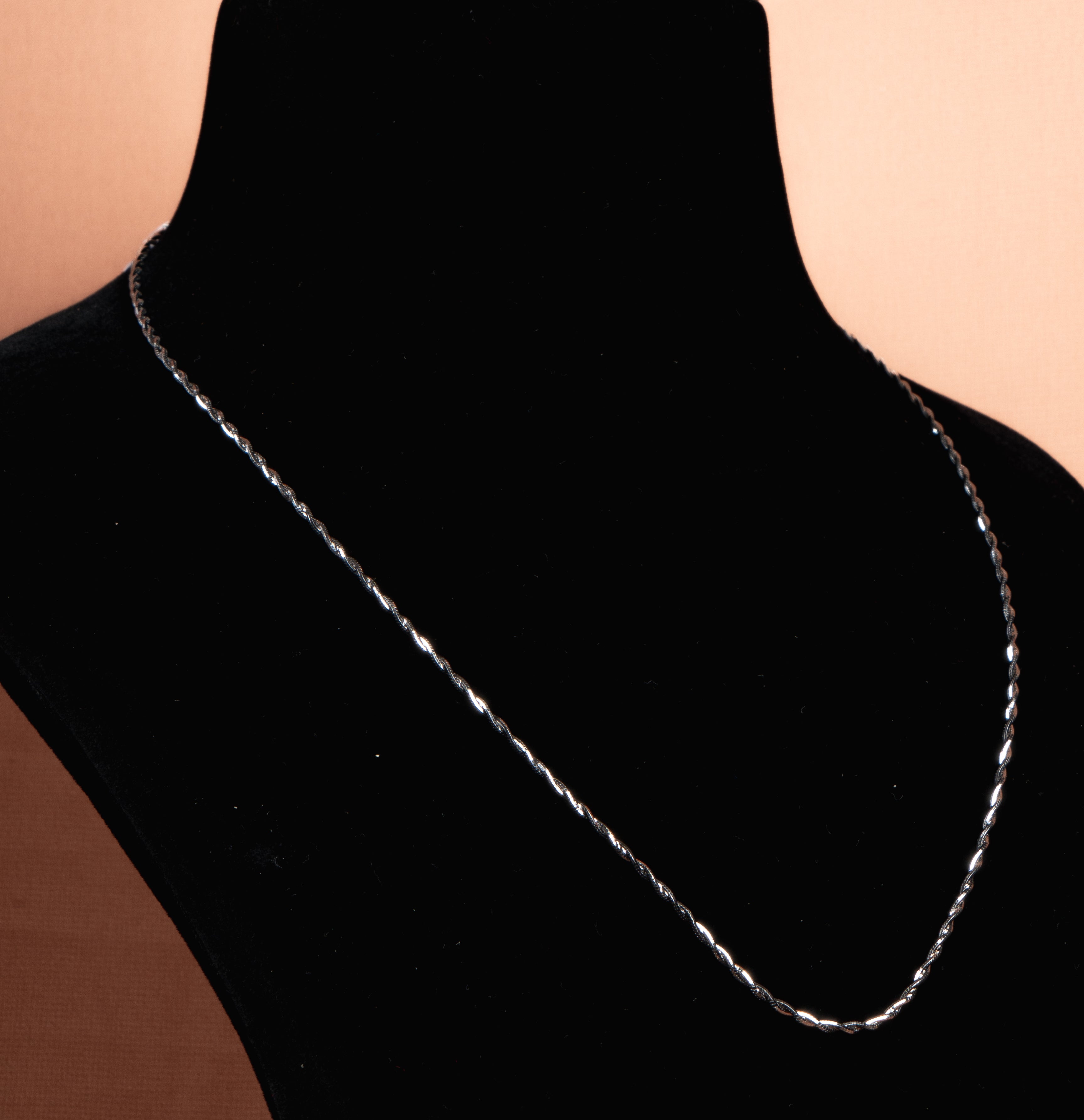 Marisol Twisted Serpentine Chain