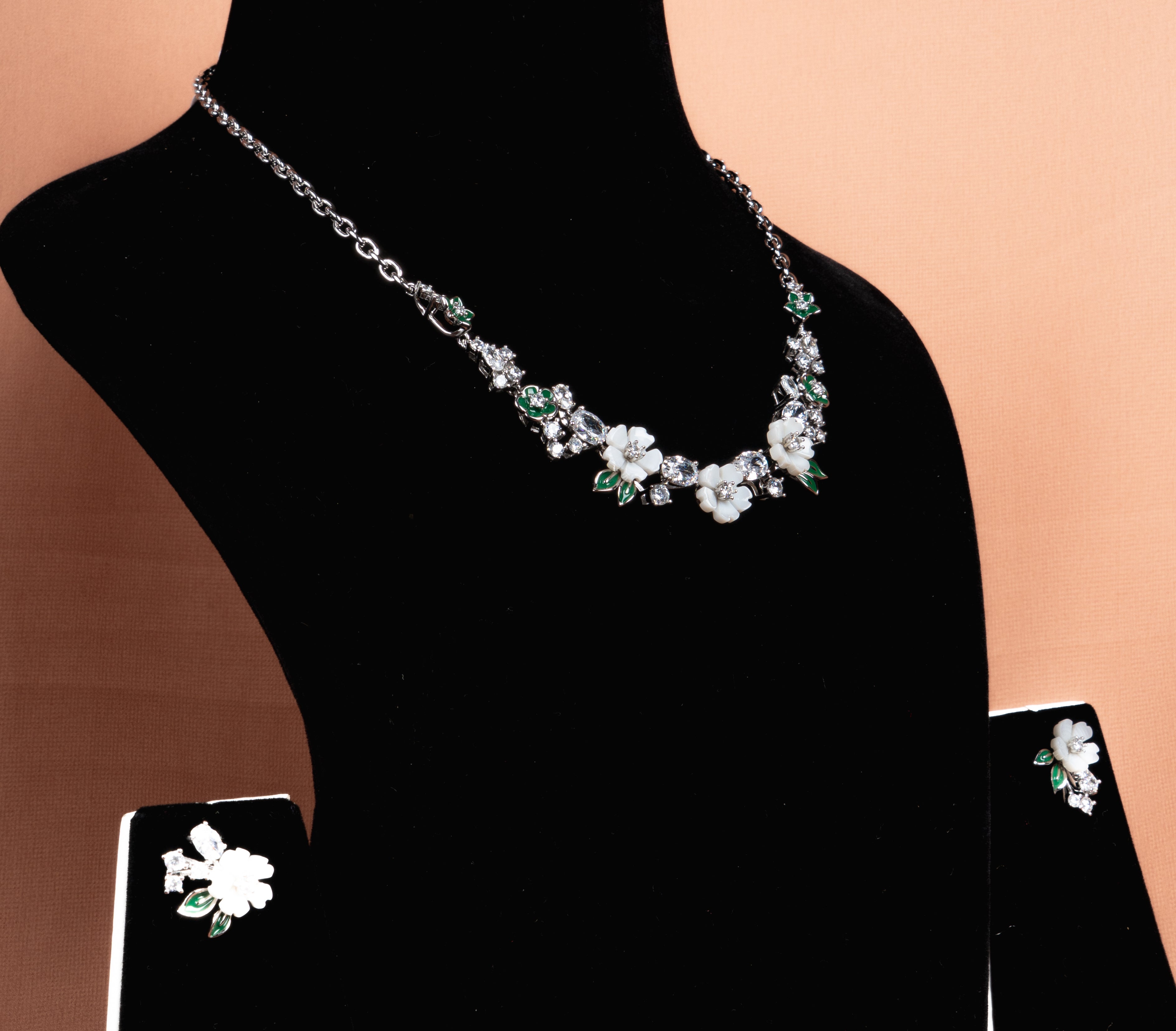Fleurine Blossom Necklace & Earrings Set