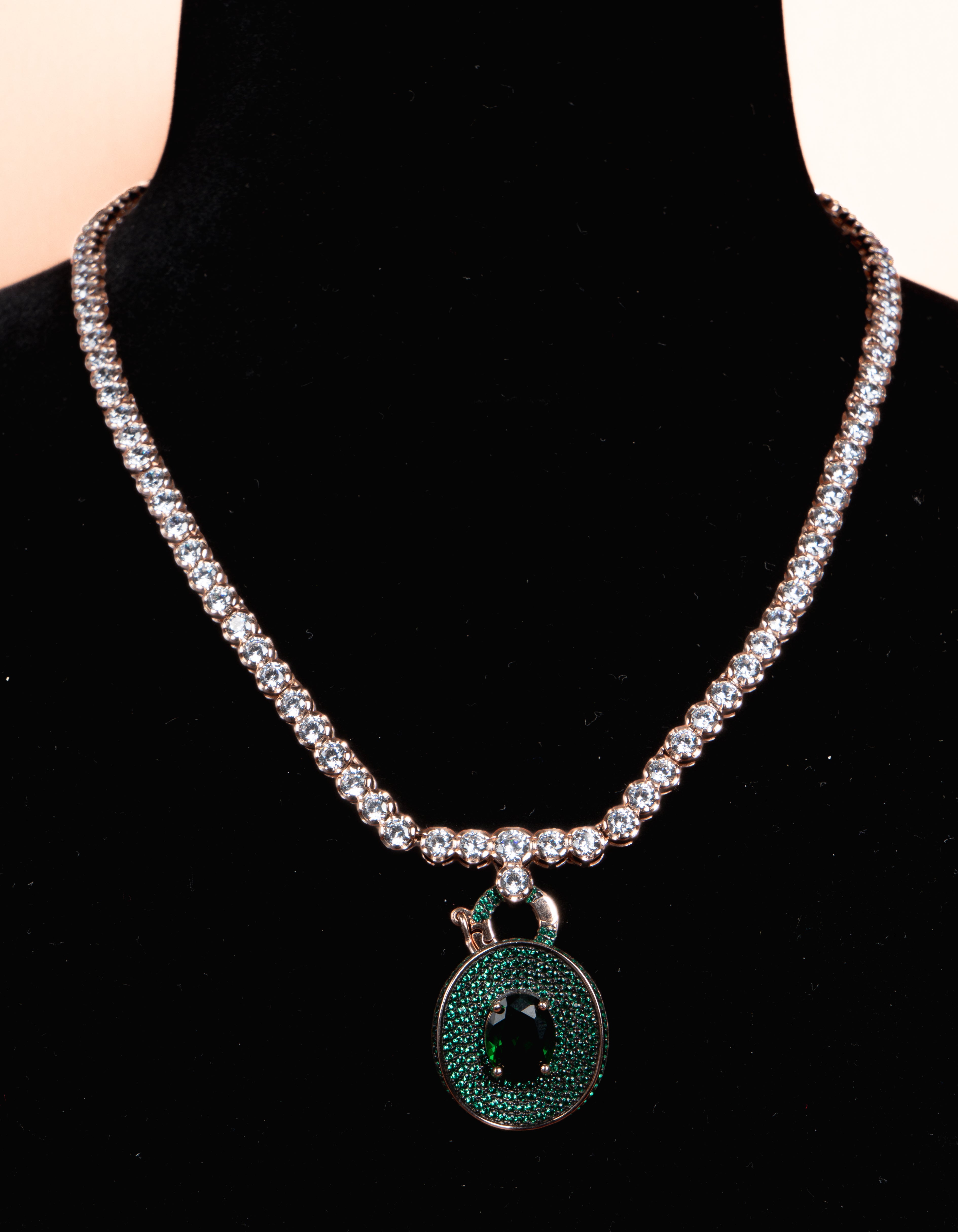 Orvessa Emerald Necklace and Earrings Set