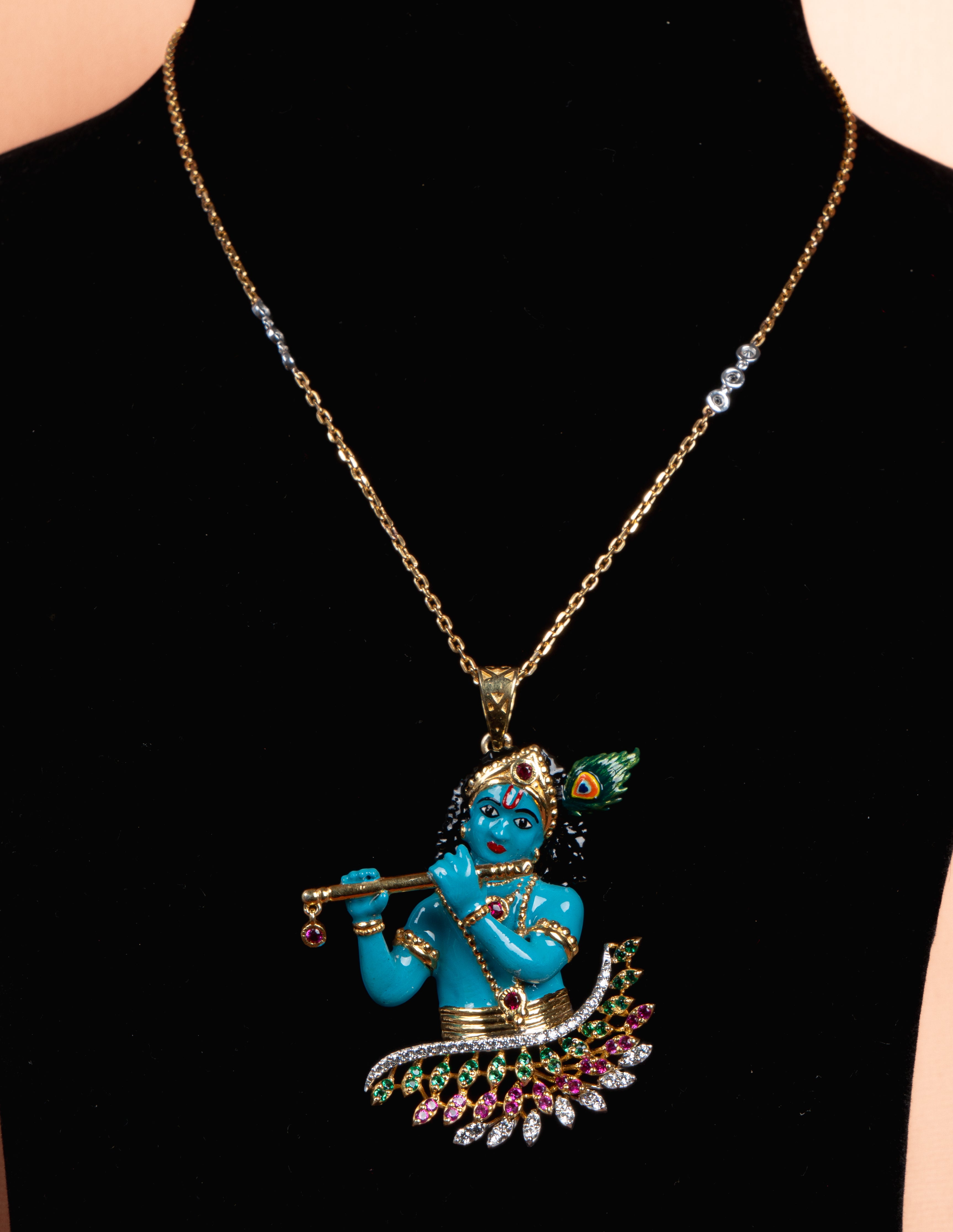 Aurevon Artisan Pendant Chain