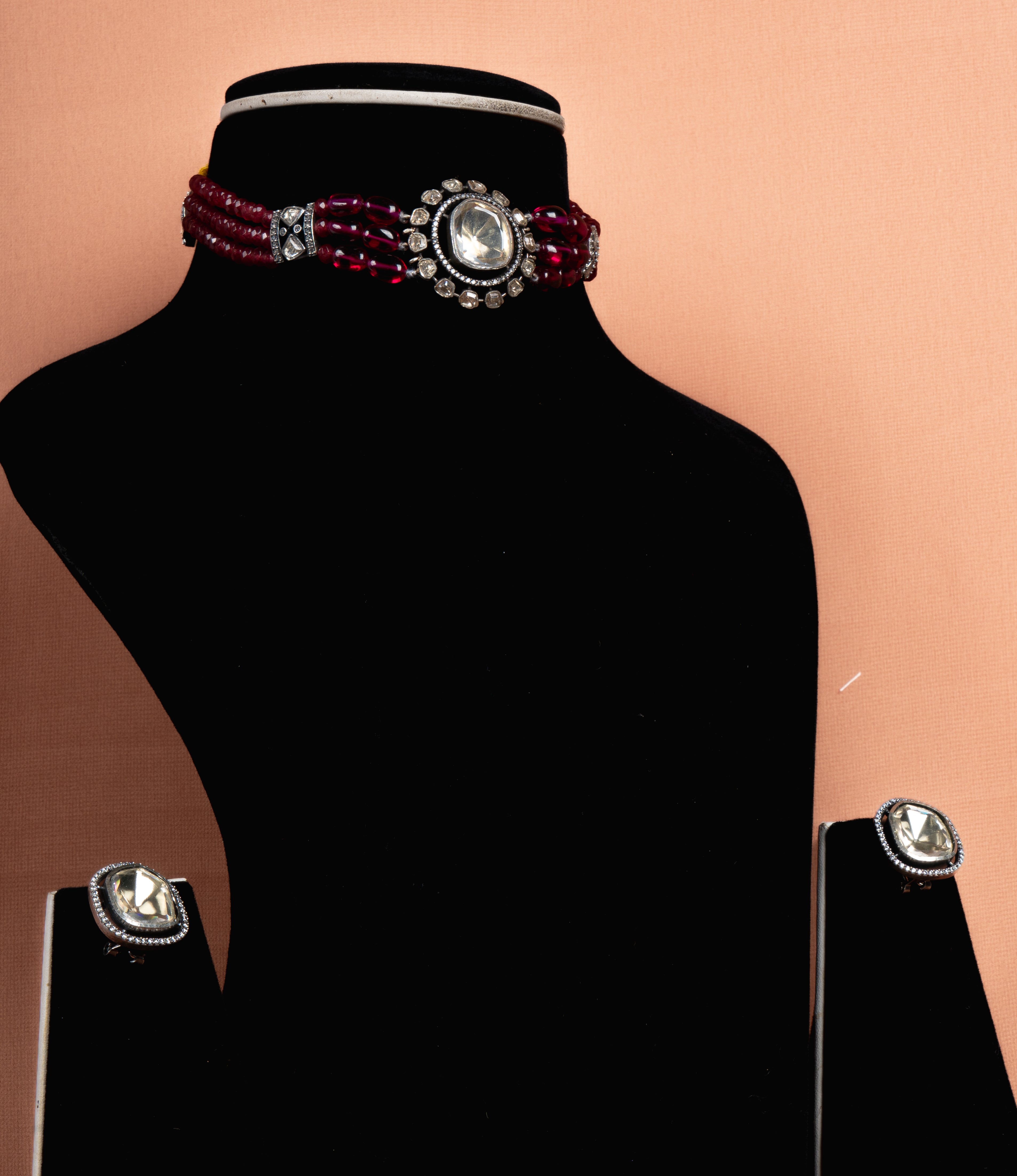 Rovienne Heritage Choker and Stud Earrings Set