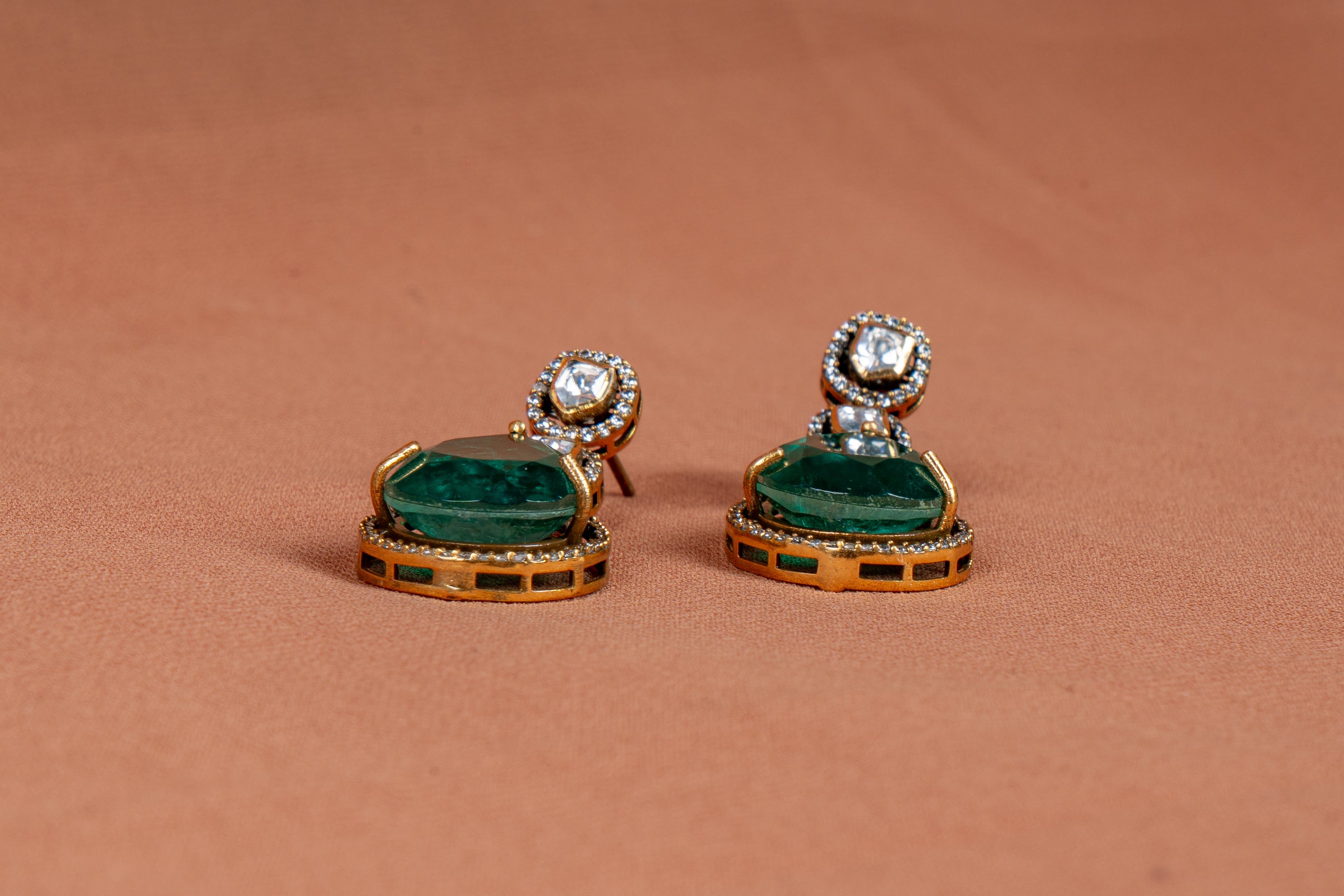 Cavelle Emerald Beaded Necklace and Earrings Set