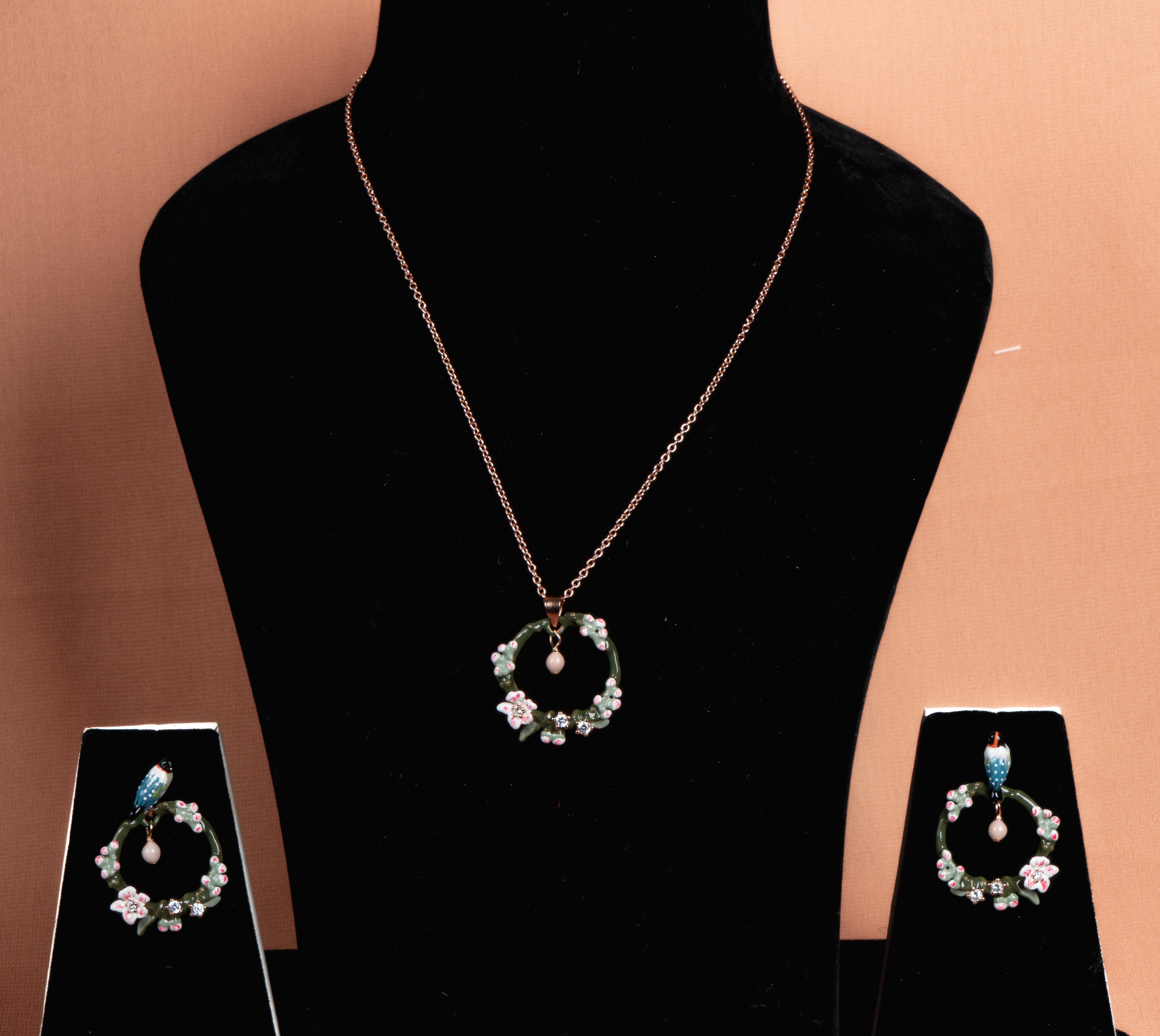 Aviora Blossom Wreath Necklace and Earrings Set