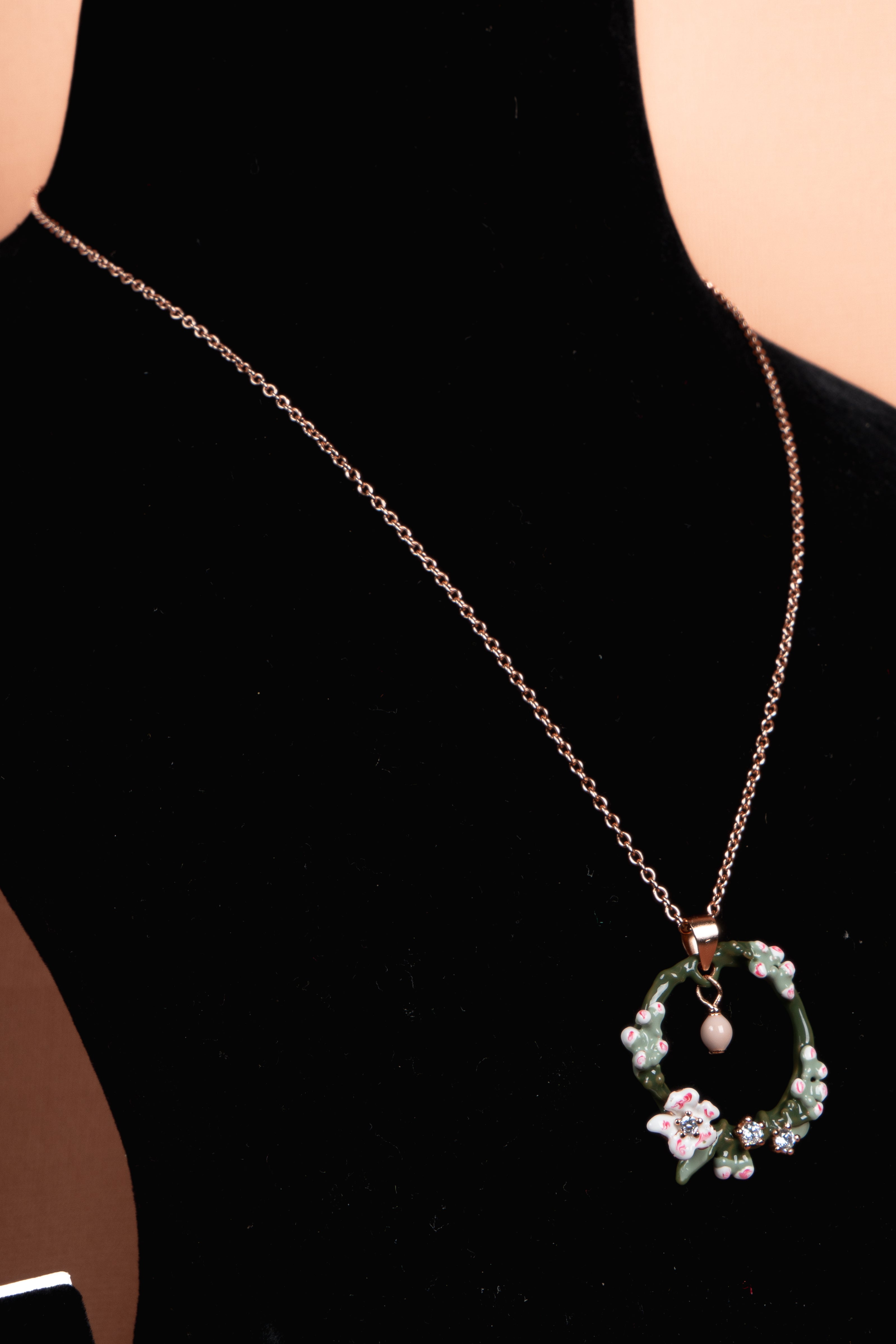 Aviora Blossom Wreath Necklace and Earrings Set