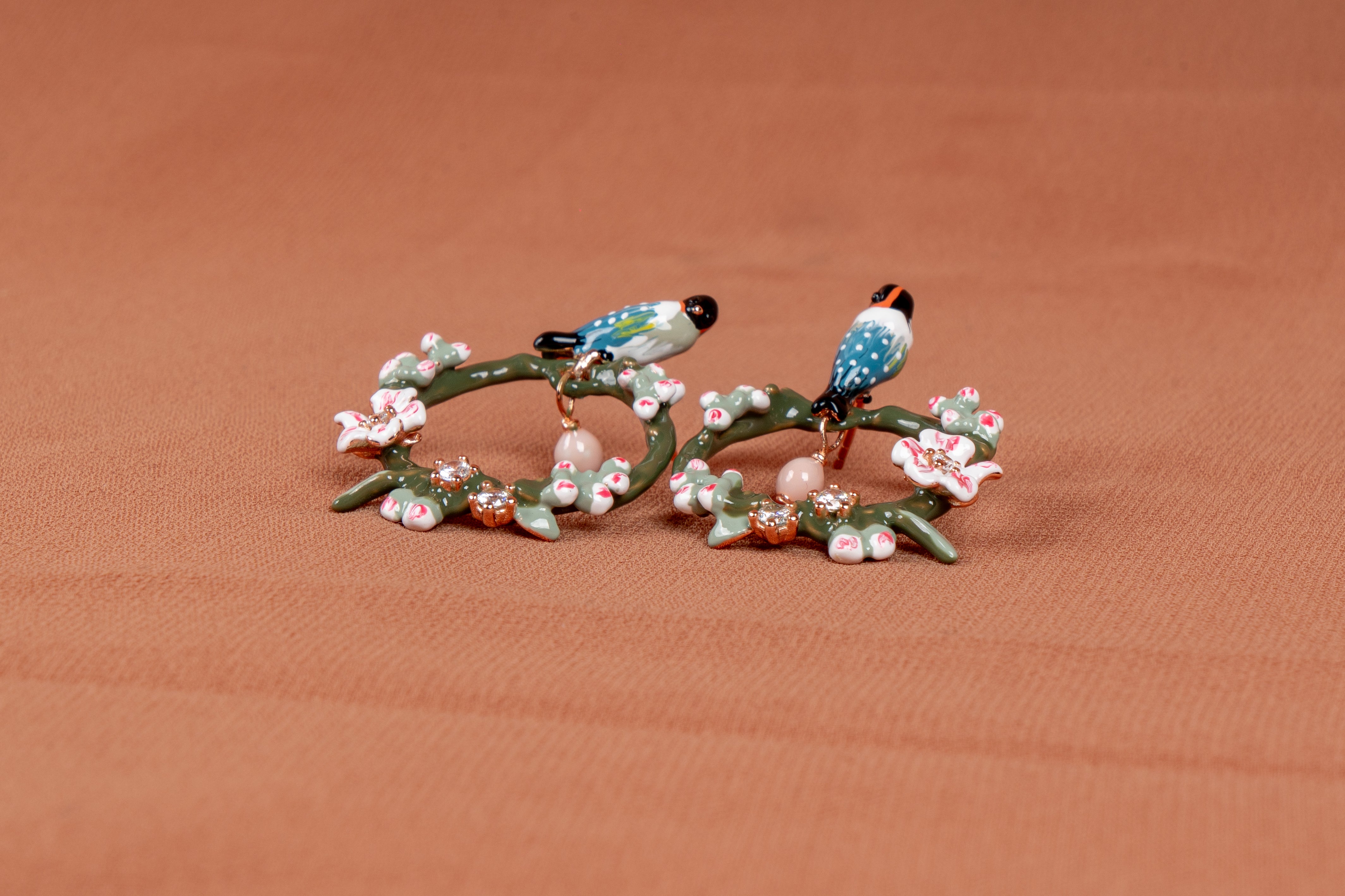 Aviora Blossom Wreath Necklace and Earrings Set