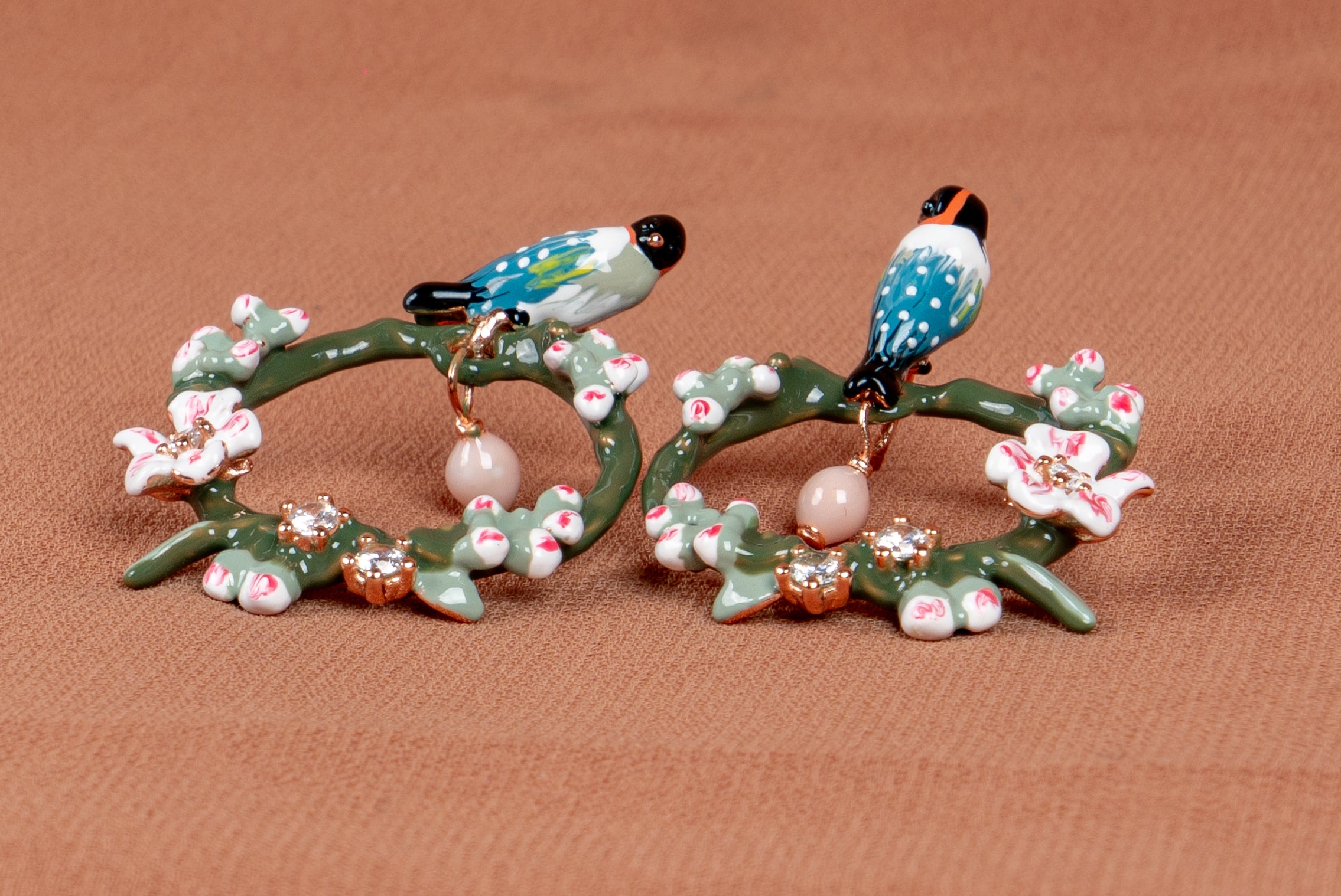Aviora Blossom Wreath Necklace and Earrings Set