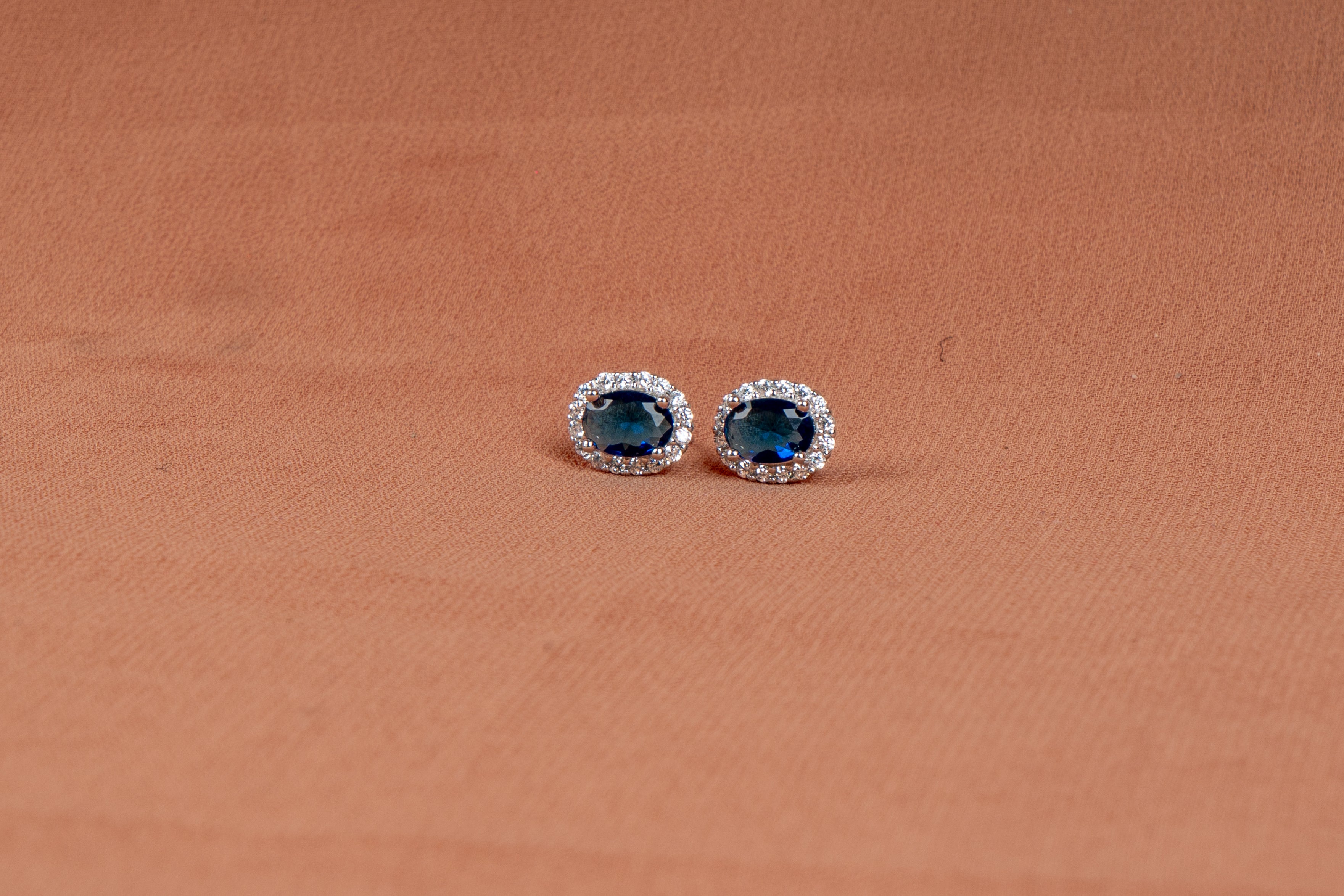 Norvelle Sapphire Choker and Stud Earrings Set