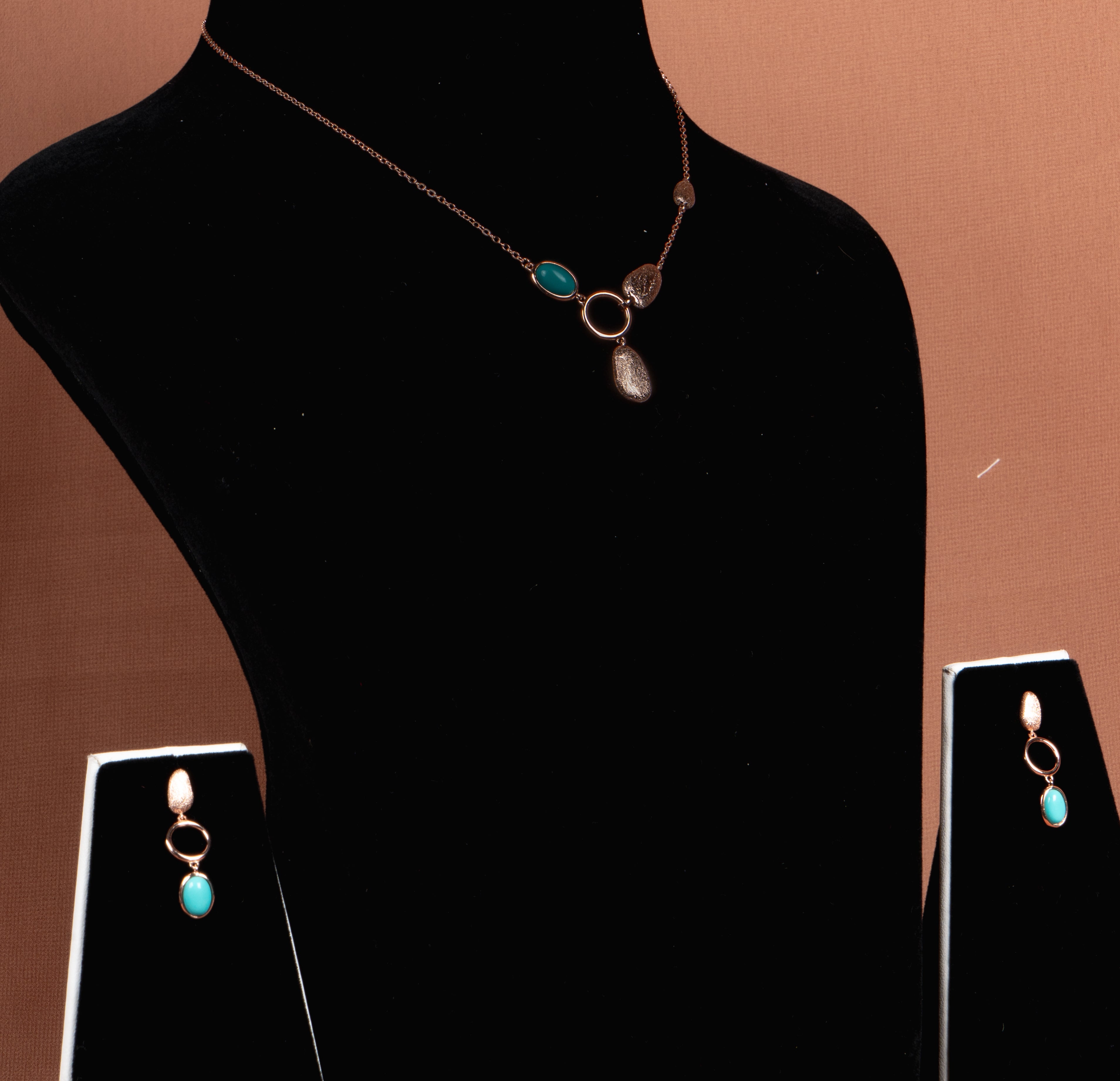 Virelia Modern Necklace and Drop Earrings Set