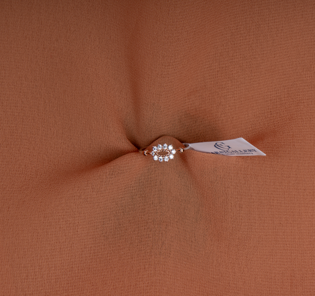 Lucia Petite Oval Halo Ring